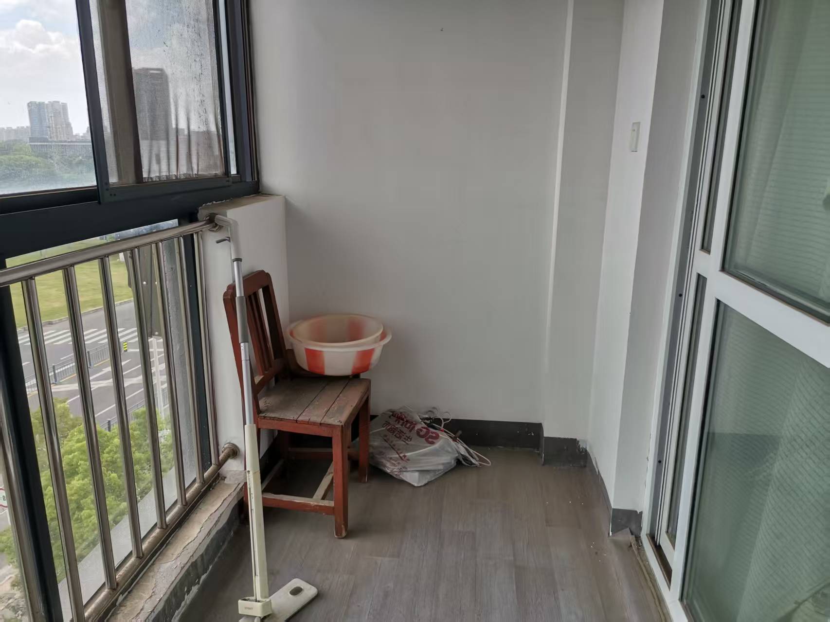 陆洪小镇街区 2室1厅1卫 90m&sup2;
