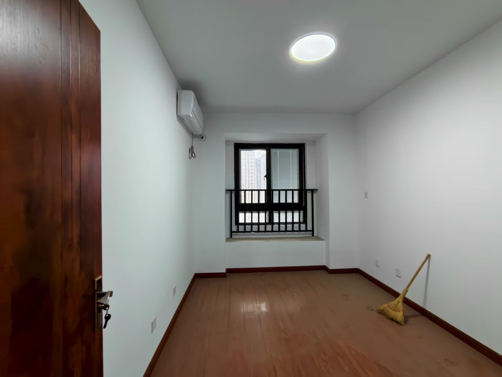保利香槟国际 4室2厅2卫 153m&sup2;