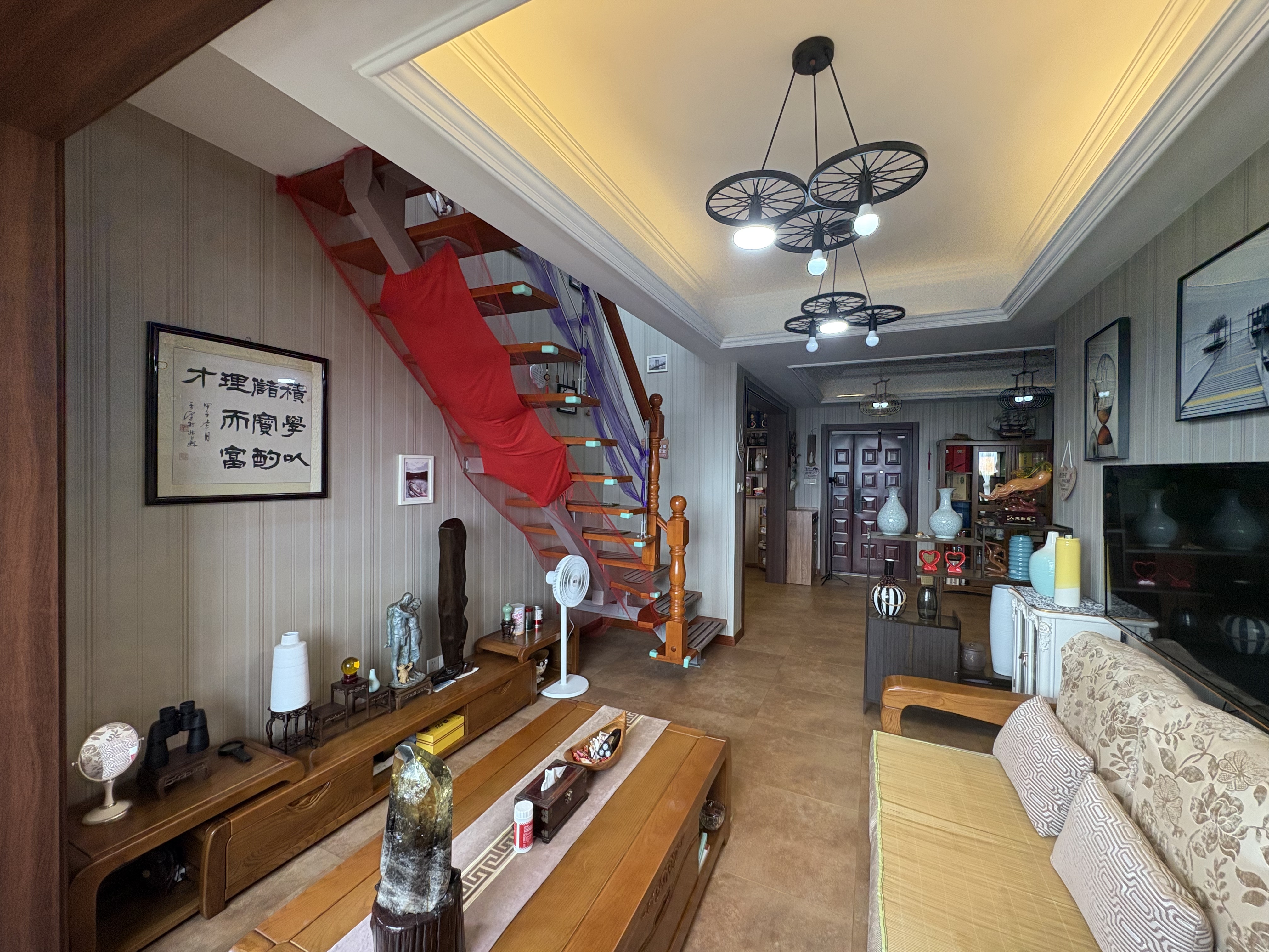 滨河人家 2室2厅2卫 154.00m&sup2;
