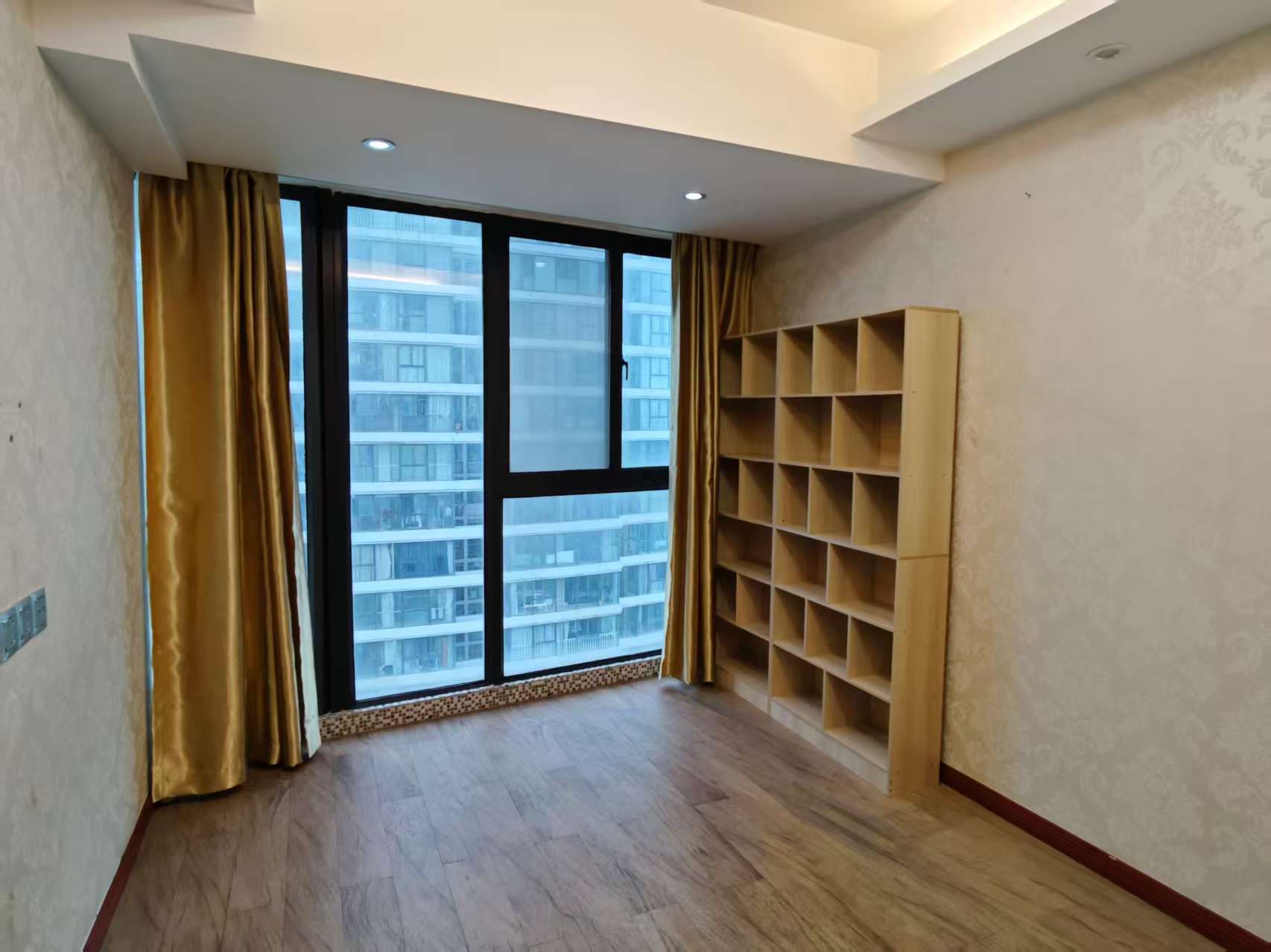 七星花园 3室2厅1卫 145m&sup2;
