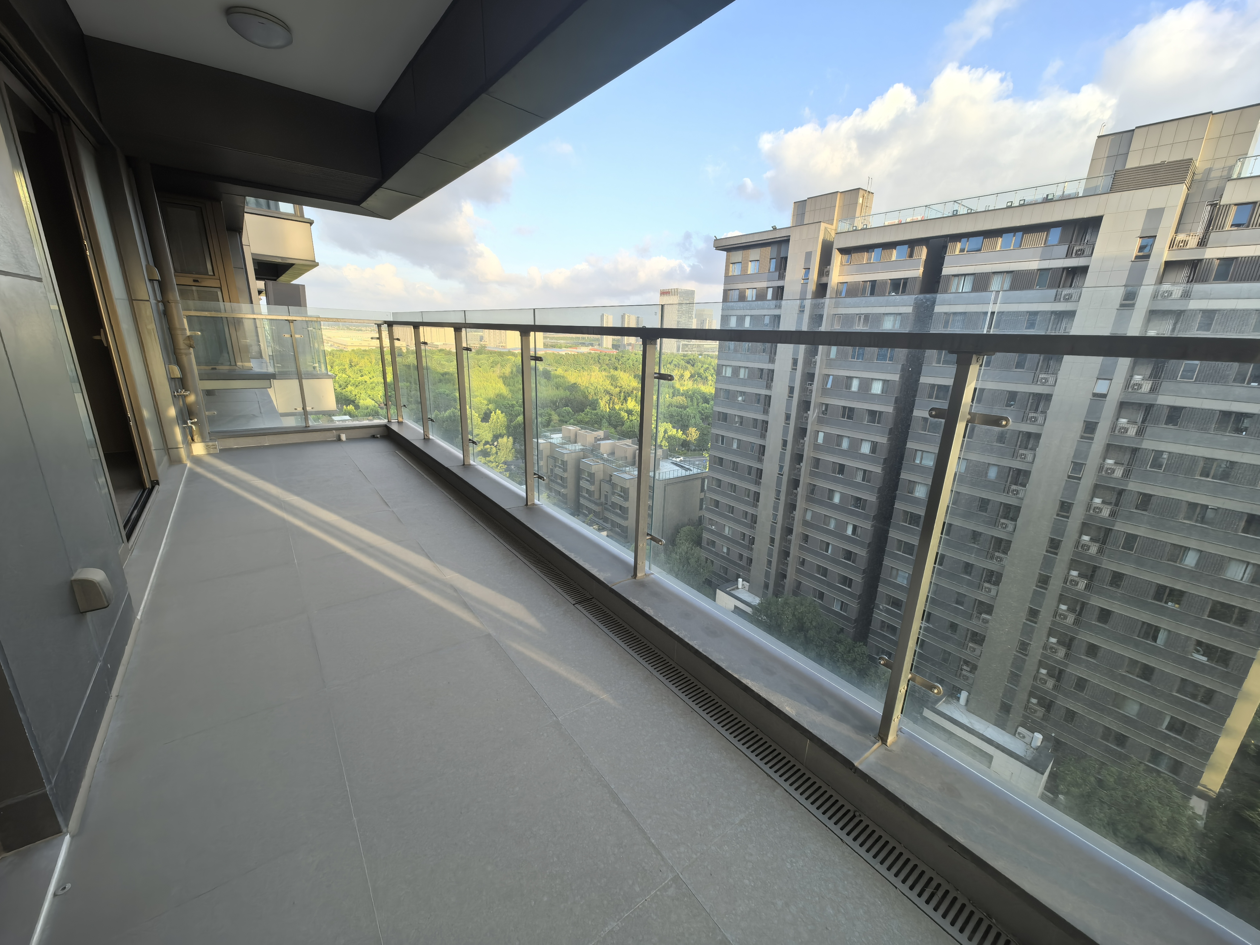 仁恒公园世纪 3室2厅2卫 156.36m&sup2;