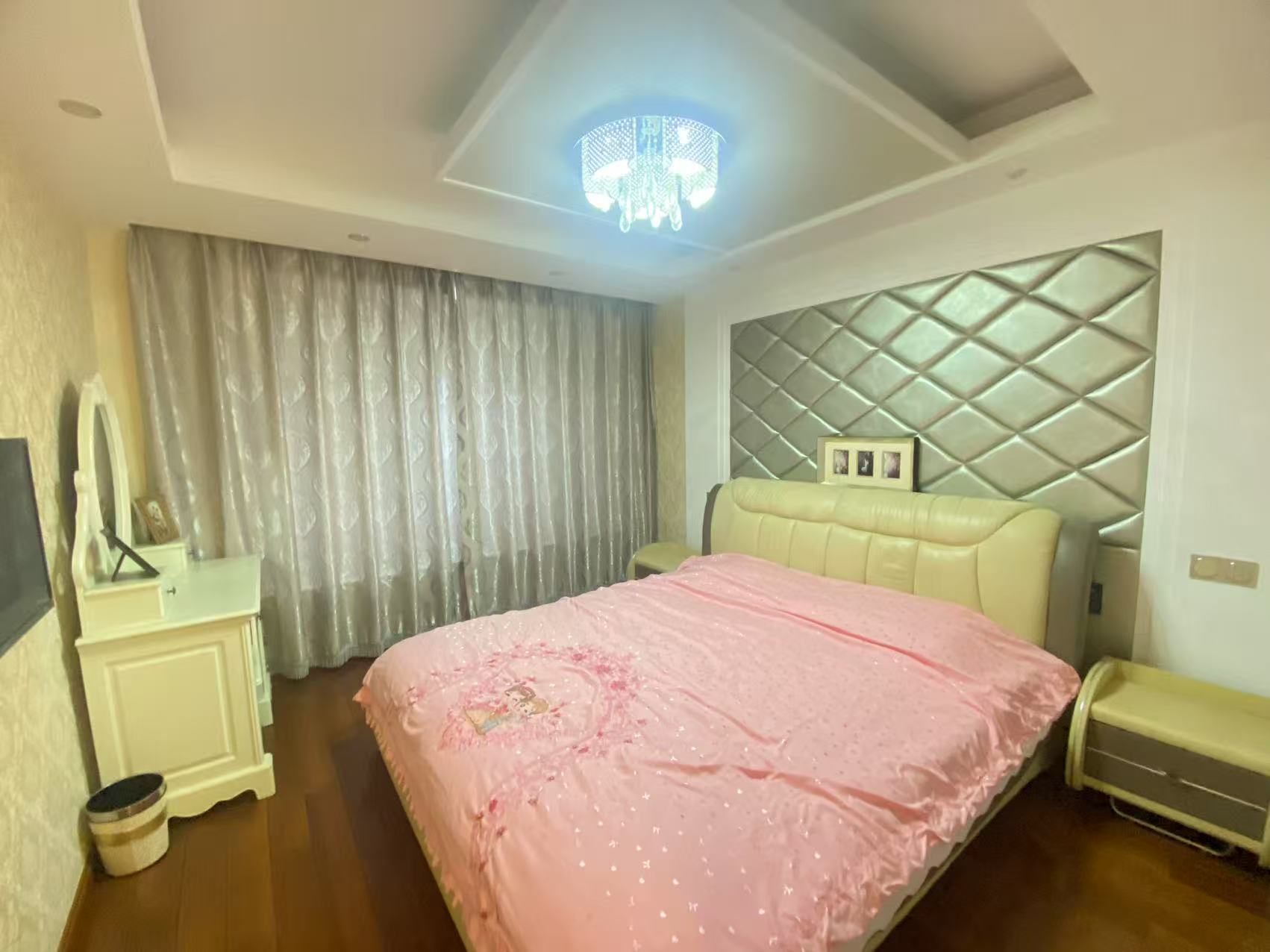 万濠星城 3室2厅1卫 128.00m&sup2;