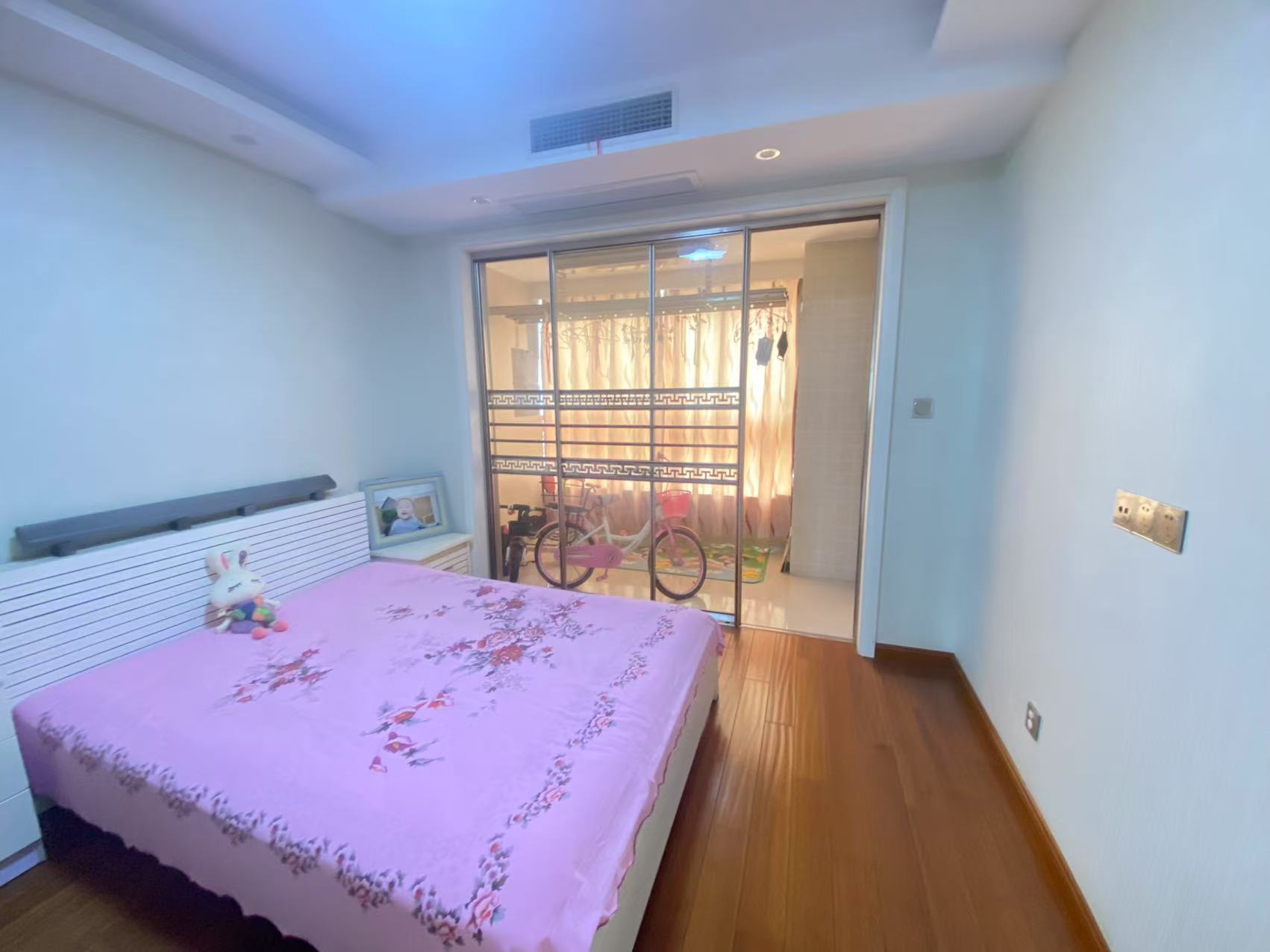 万濠星城 3室2厅1卫 128.00m&sup2;