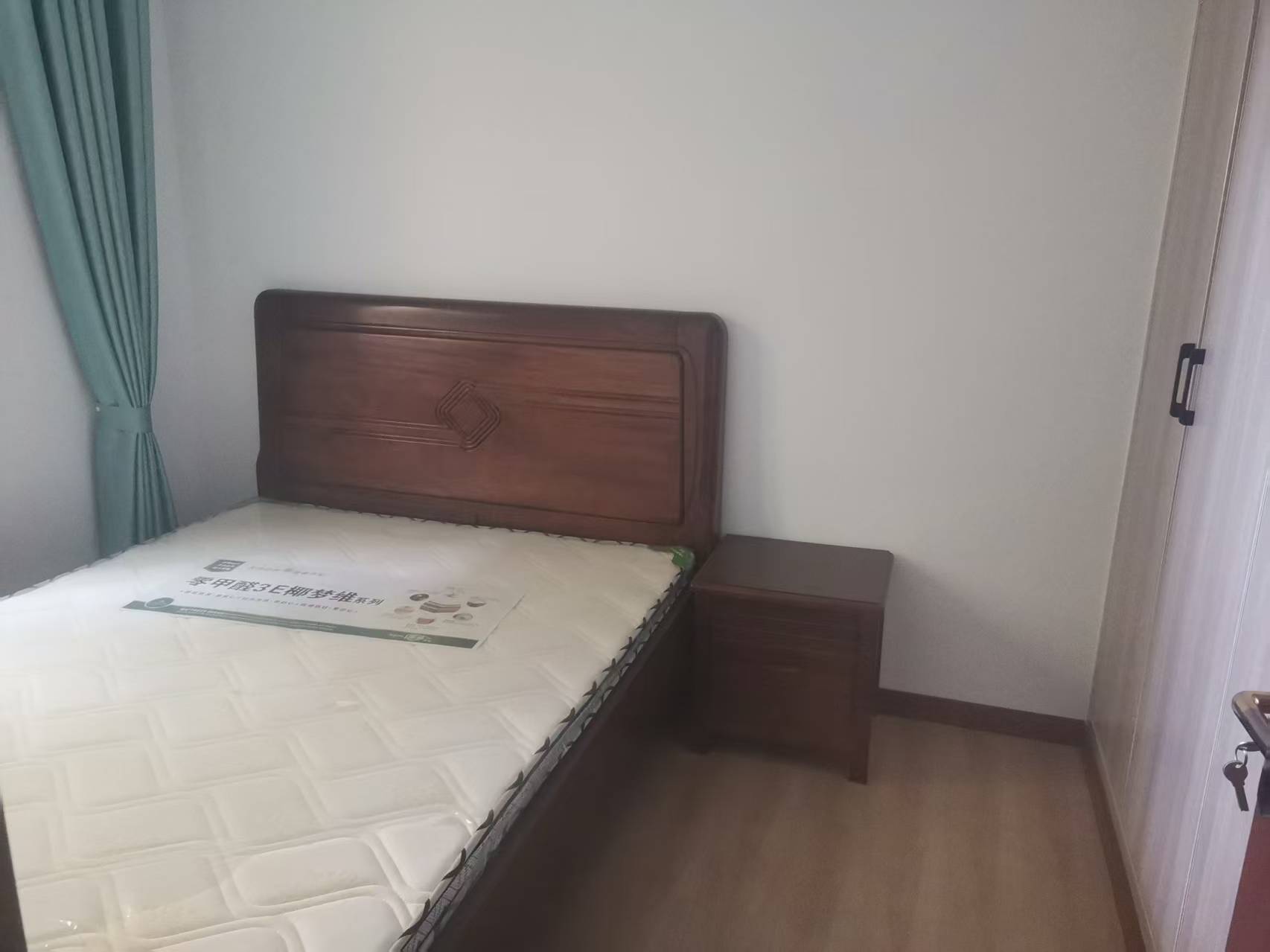 景瑞御府 2室2厅1卫 80m&sup2;
