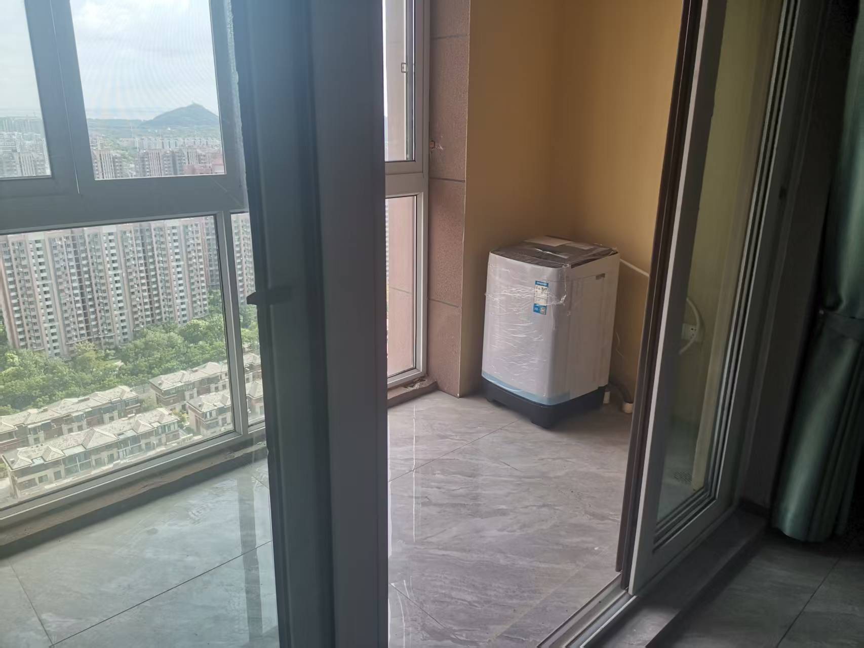 景瑞御府 2室2厅1卫 80m&sup2;