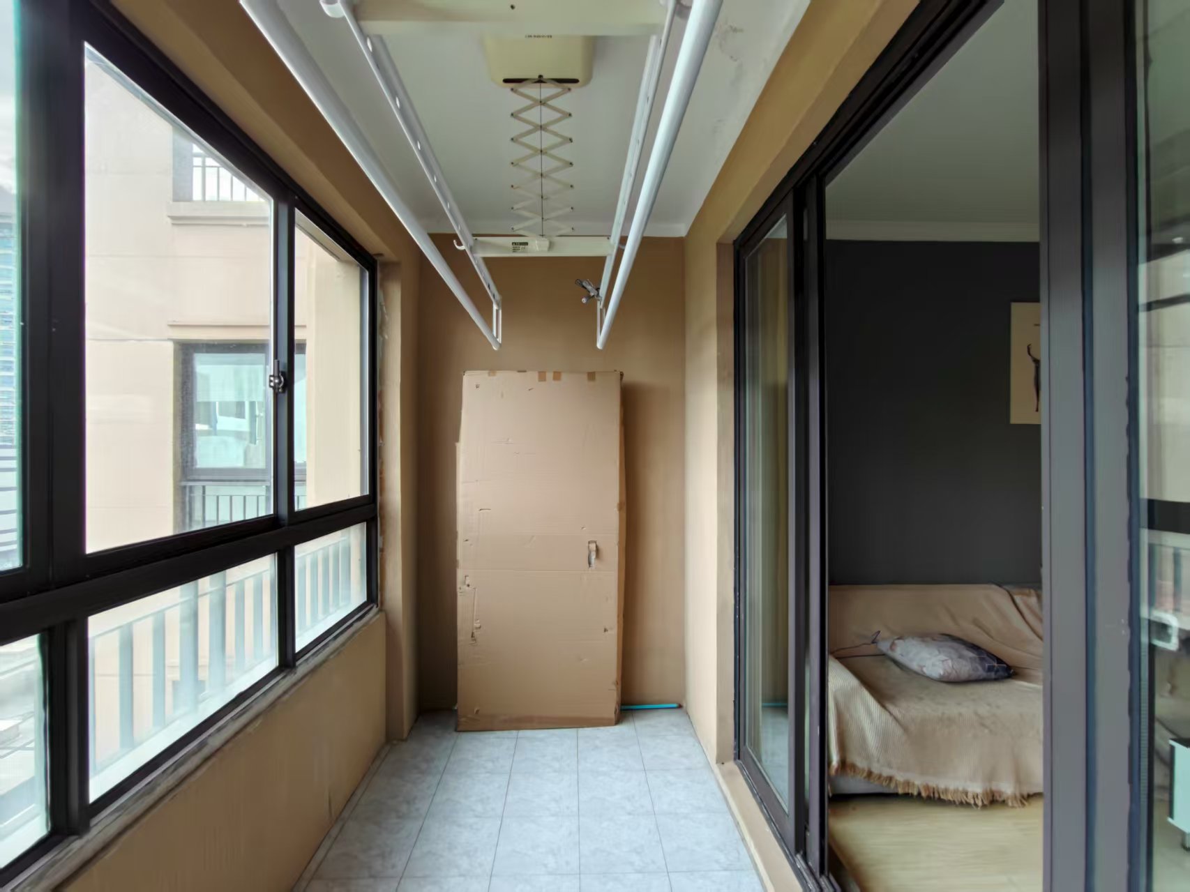 保利香槟国际 3室2厅2卫 130m&sup2;