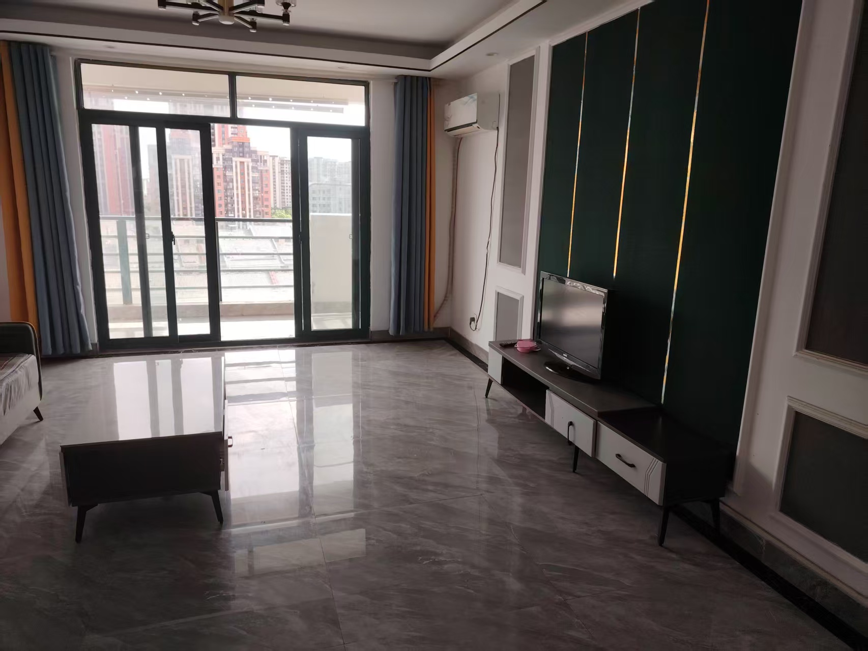 源兴花苑南区 2室1厅1卫 106.00m&sup2;