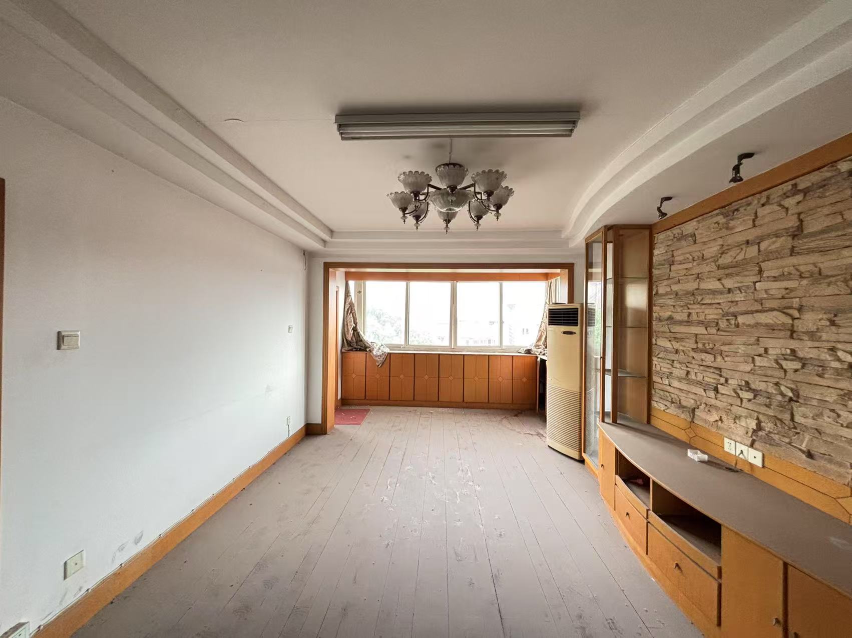 北郭东村南区 3室2厅2卫 129.79m&sup2;