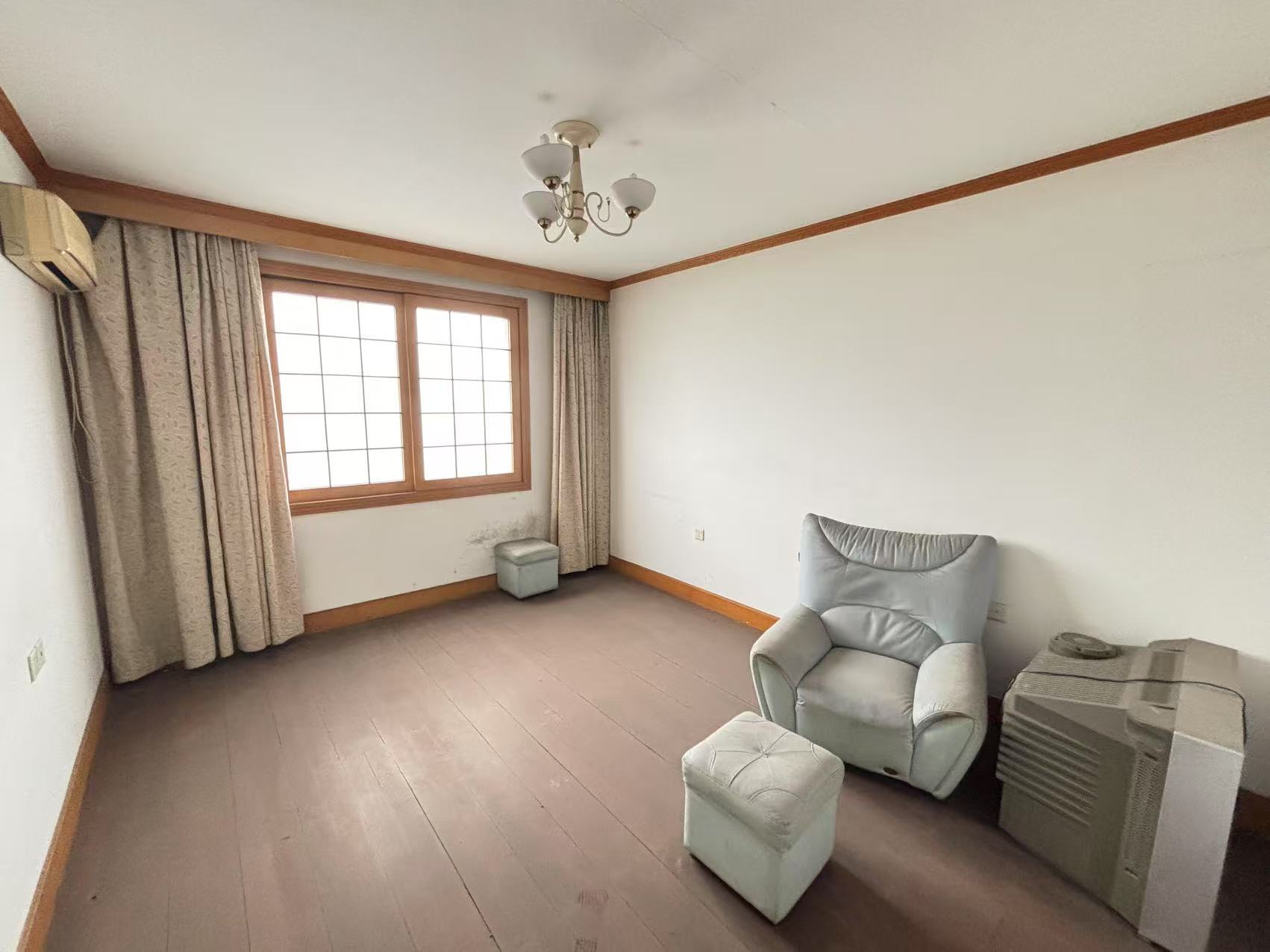 北郭东村南区 3室2厅2卫 129.79m&sup2;