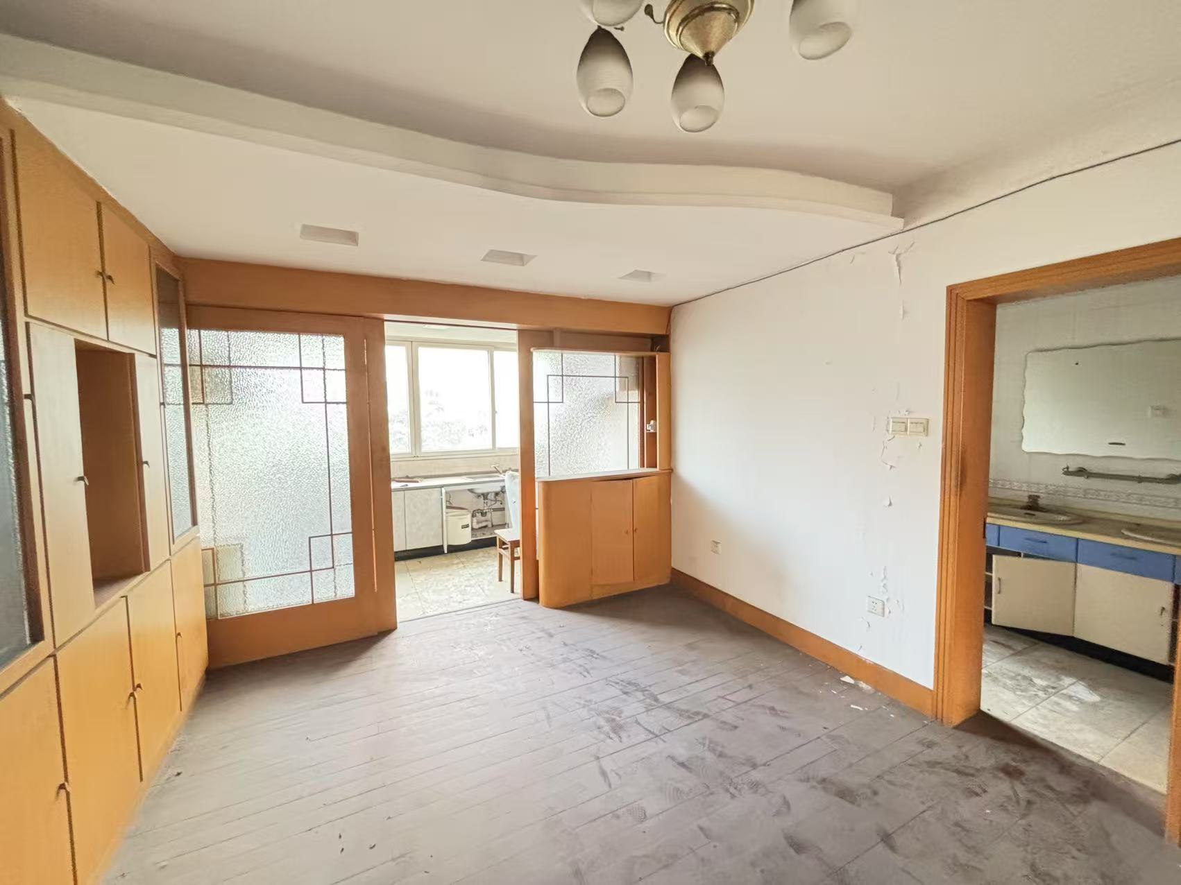北郭东村南区 3室2厅2卫 129.79m&sup2;