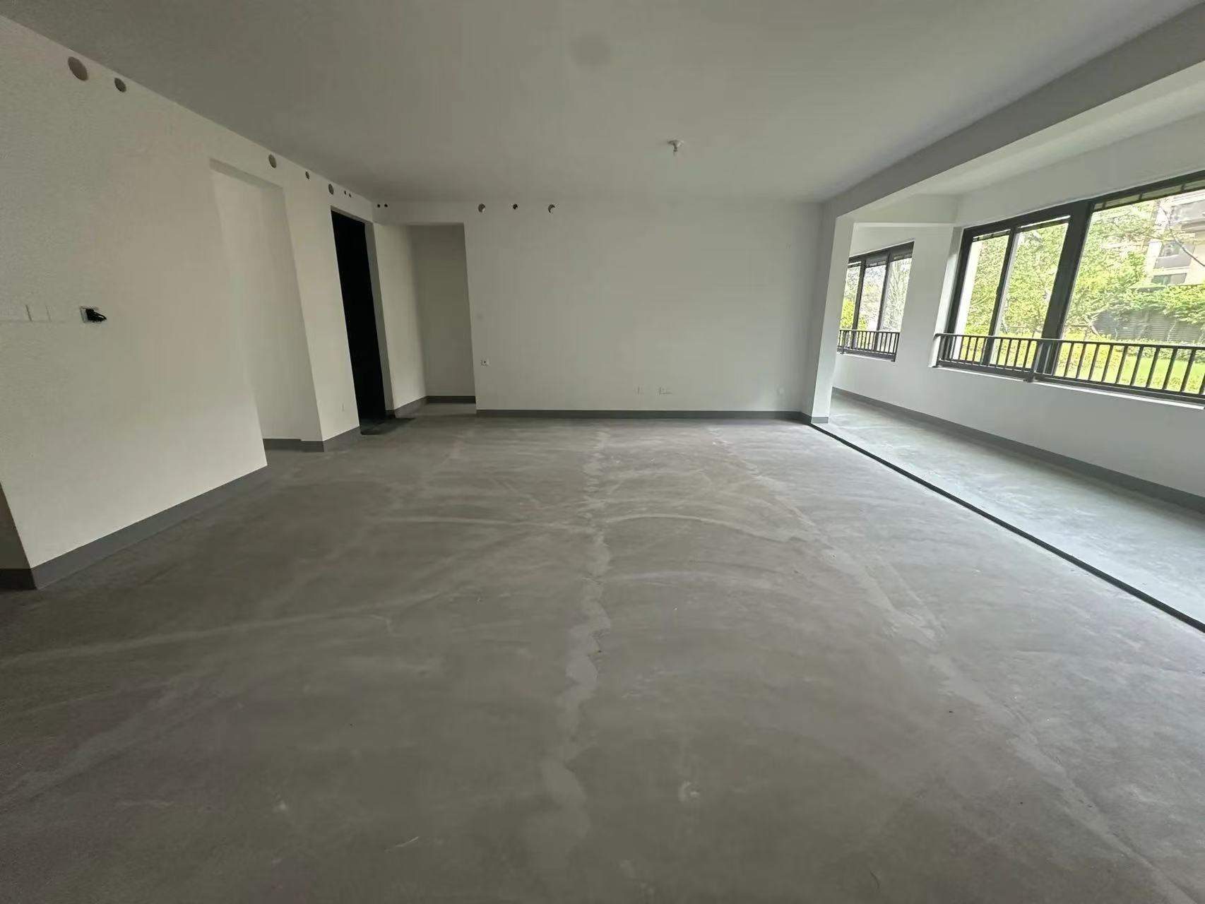 建发御珑湾 4室2厅3卫 177m&sup2;