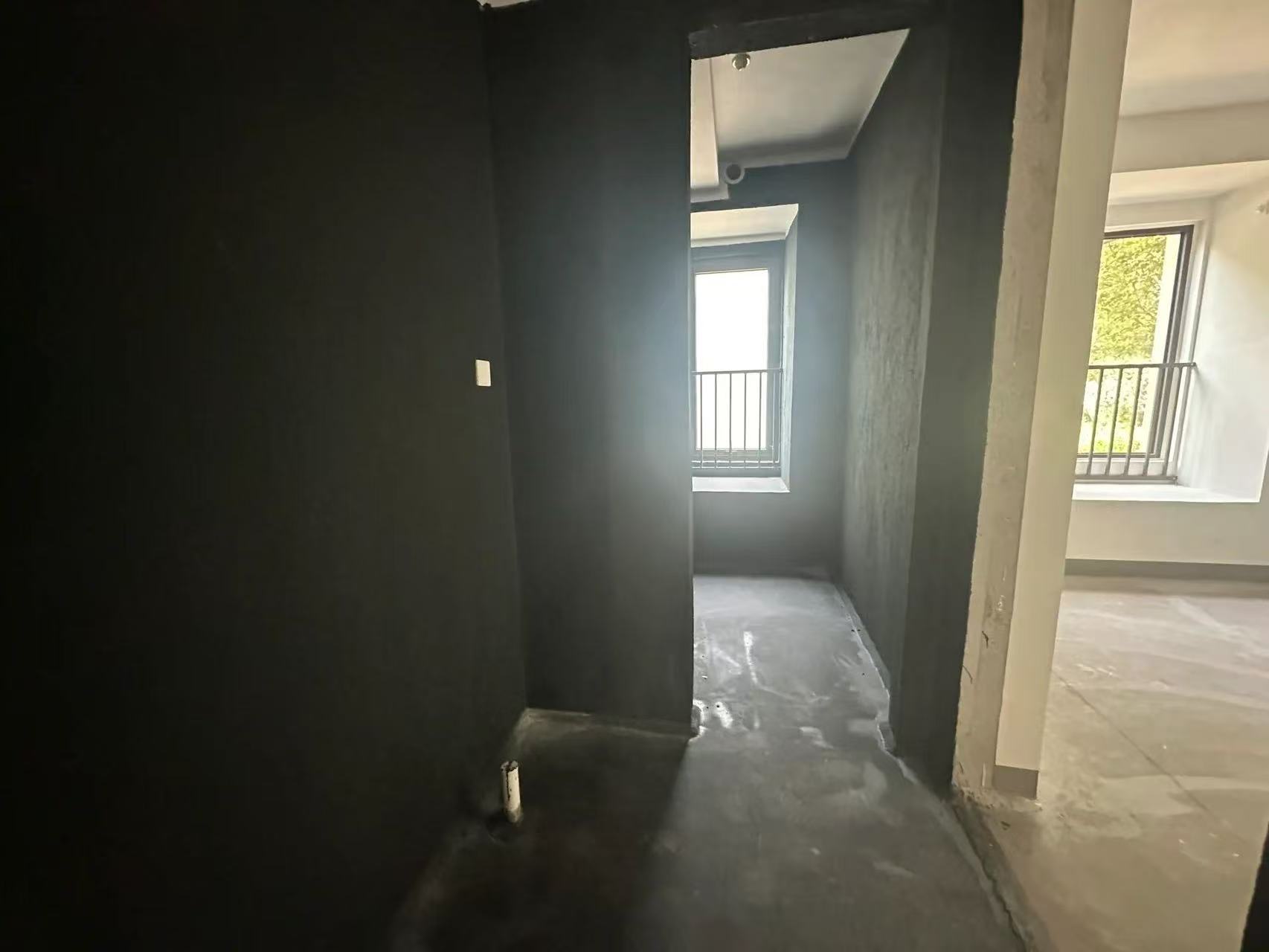 建发御珑湾 4室2厅3卫 177m&sup2;