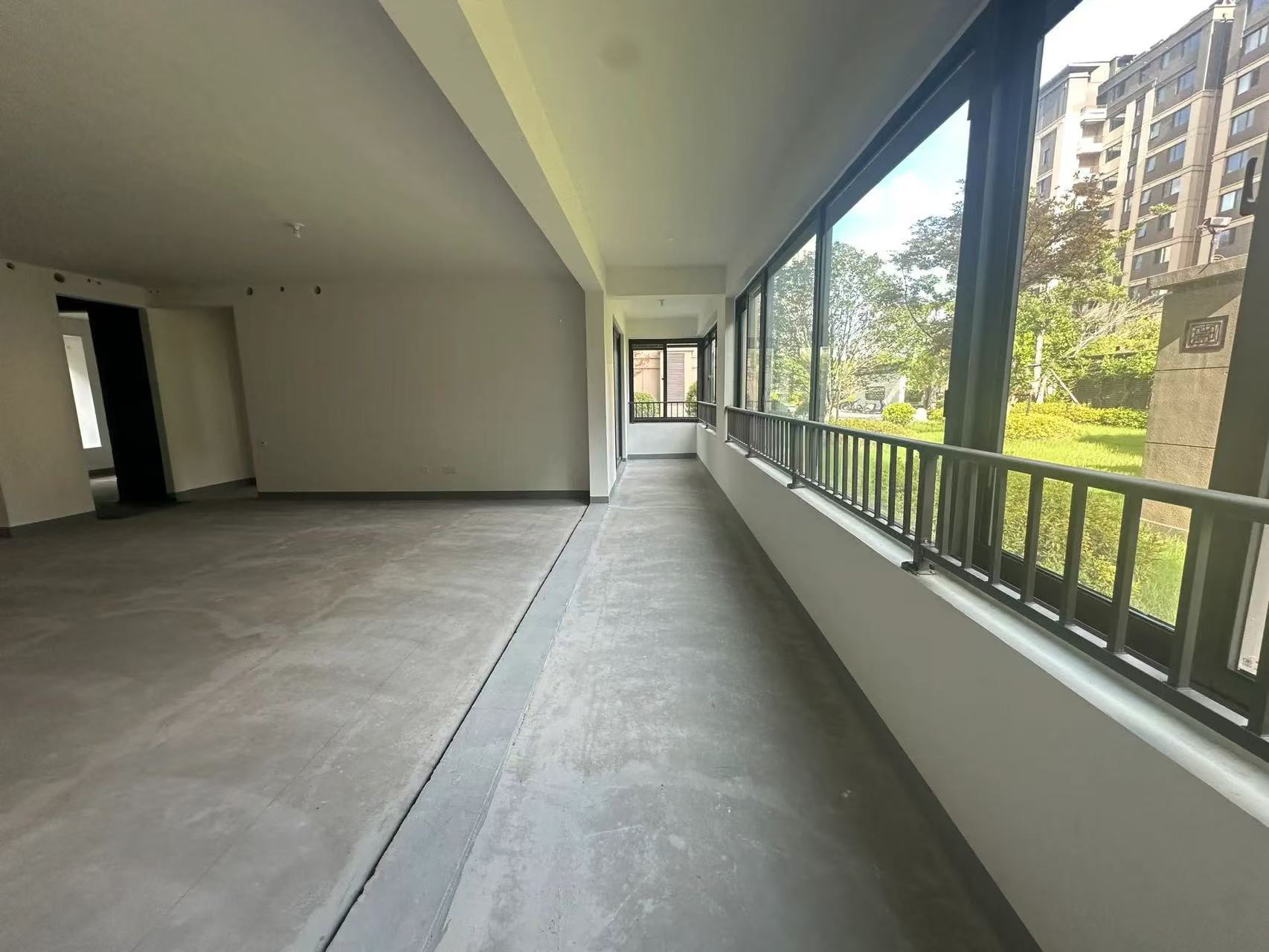 建发御珑湾 4室2厅3卫 177m&sup2;