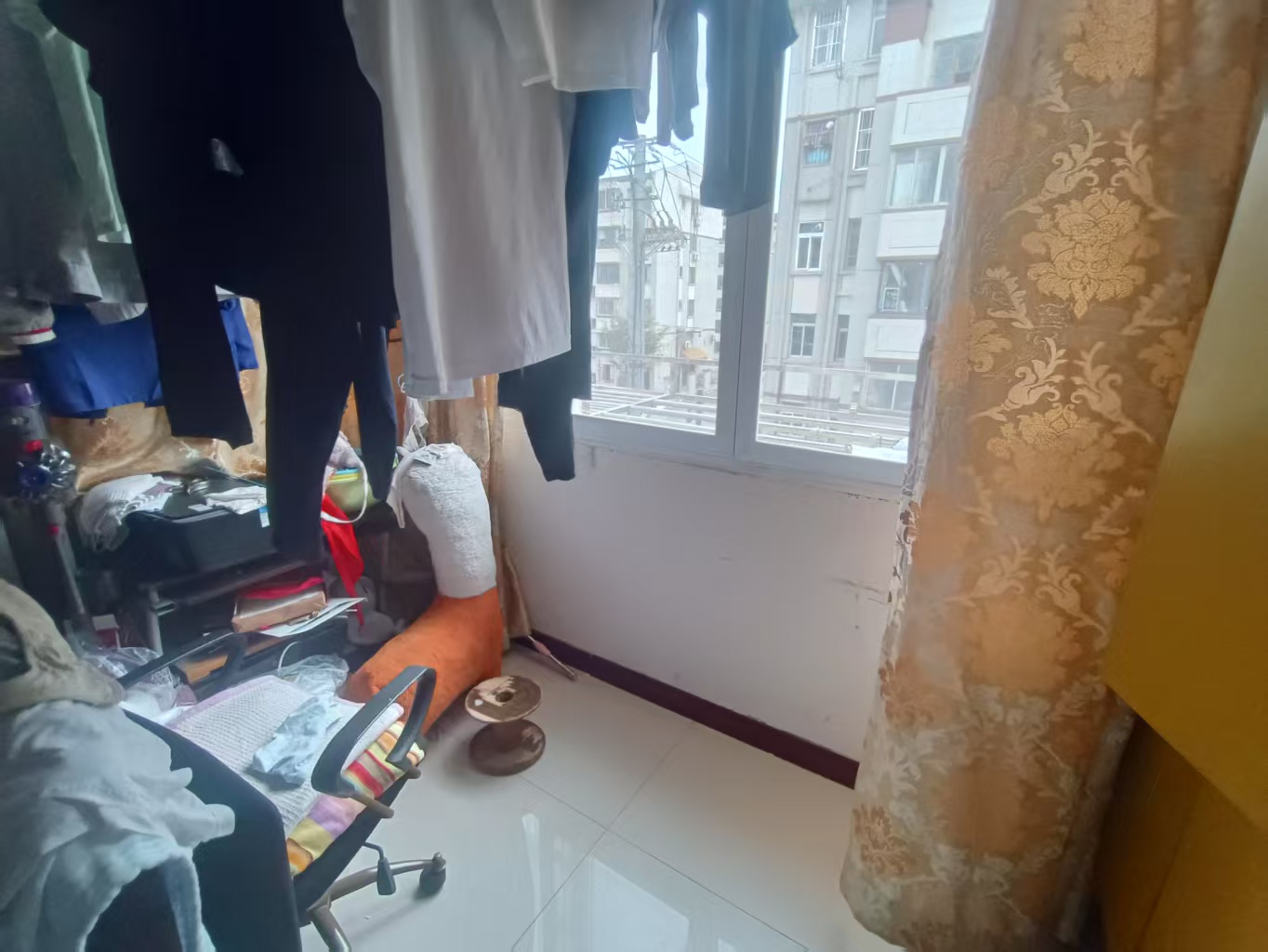 郭里园 3室2厅1卫 115m&sup2;