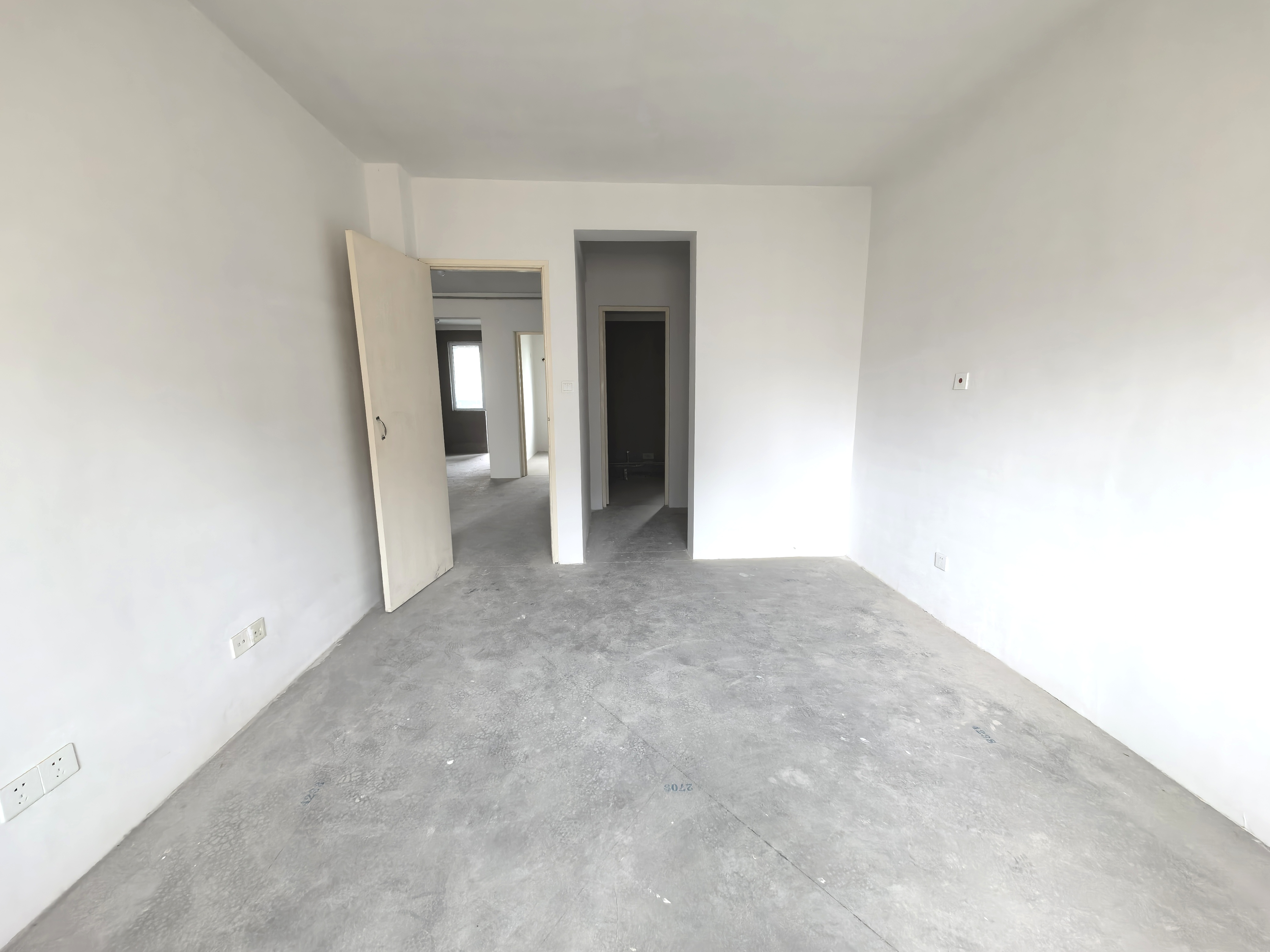 十里花苑 3室2厅2卫 150m&sup2;