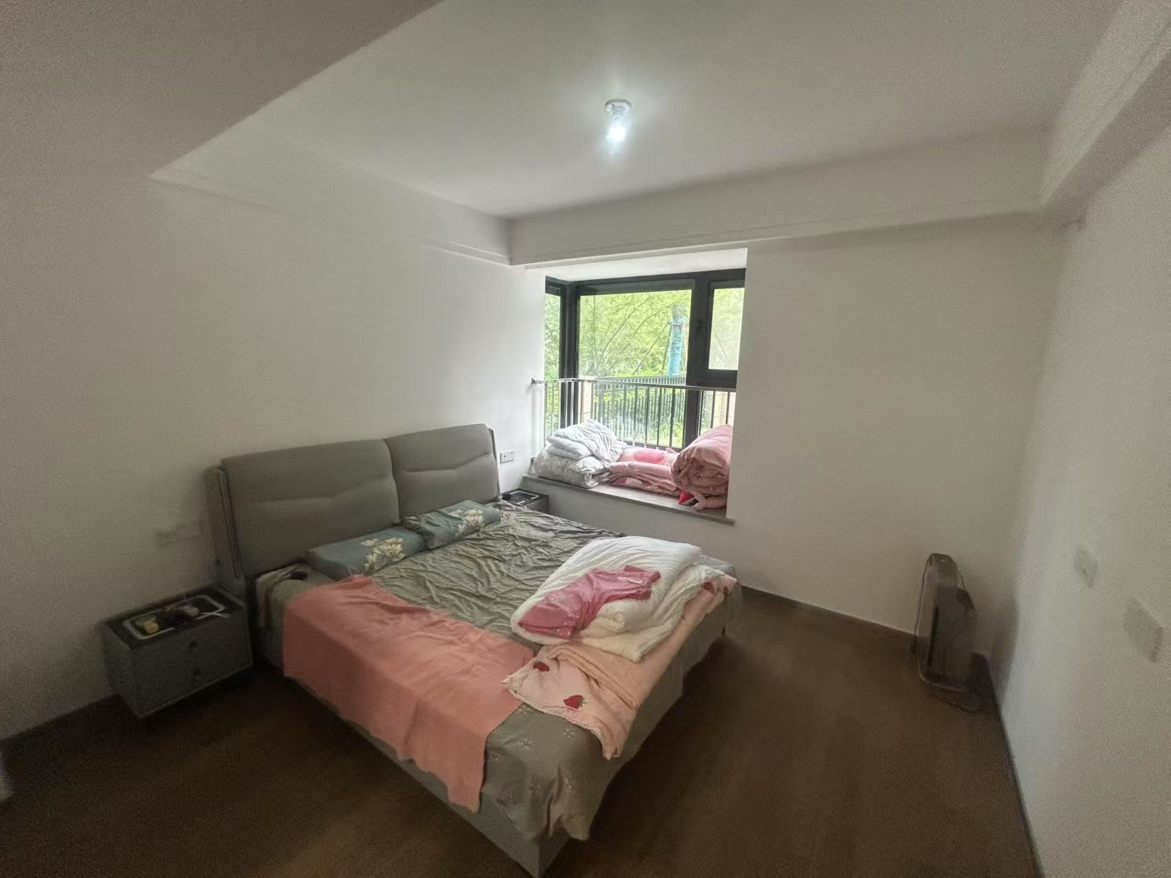 远创宸樾 3室2厅2卫 290.00m&sup2;