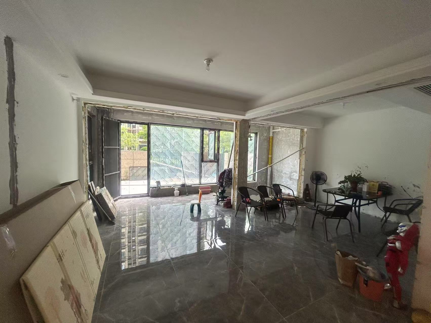 远创宸樾 4室2厅2卫 290m²