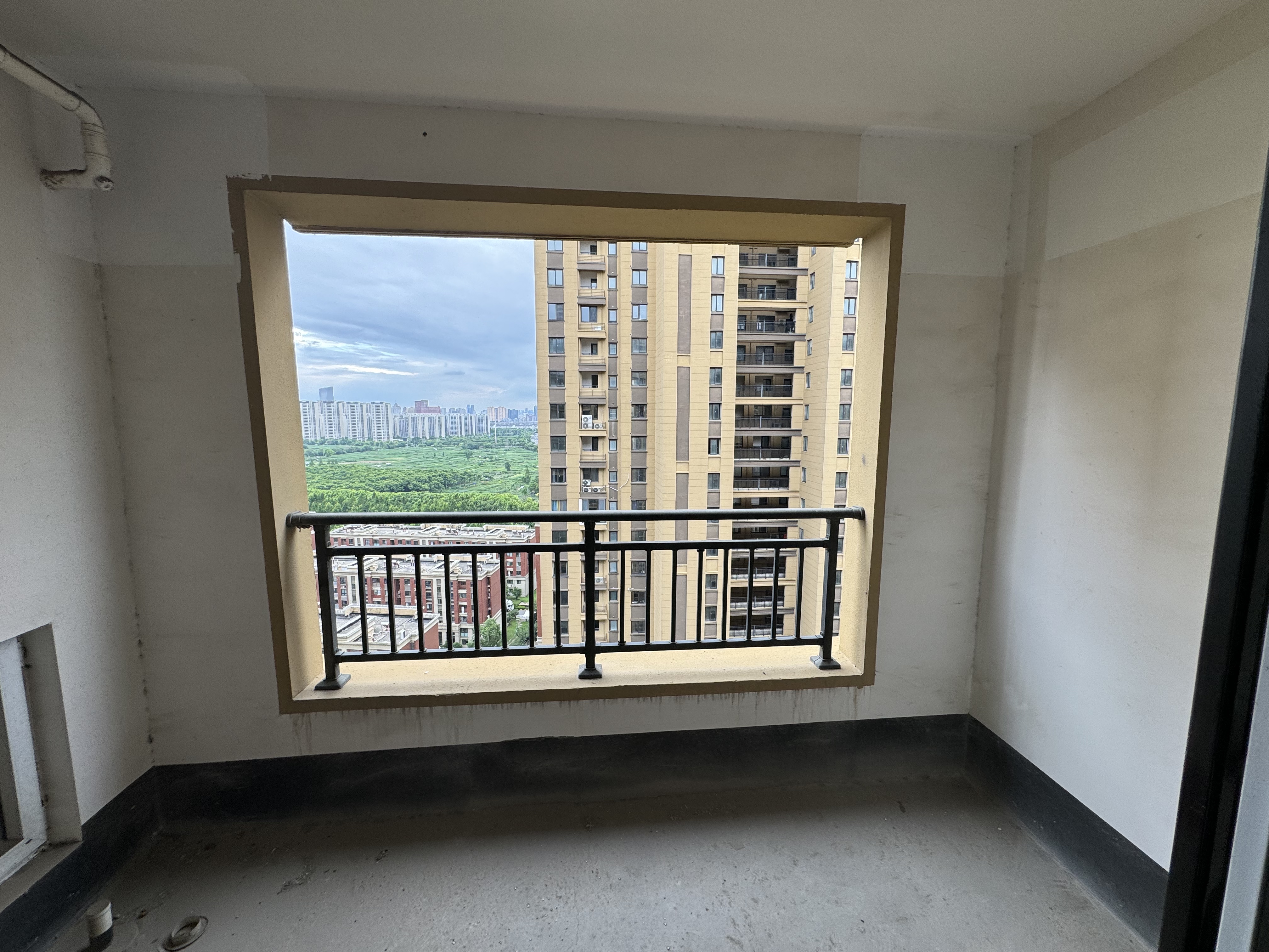 新城香溢紫郡 3室1厅1卫 97m&sup2;