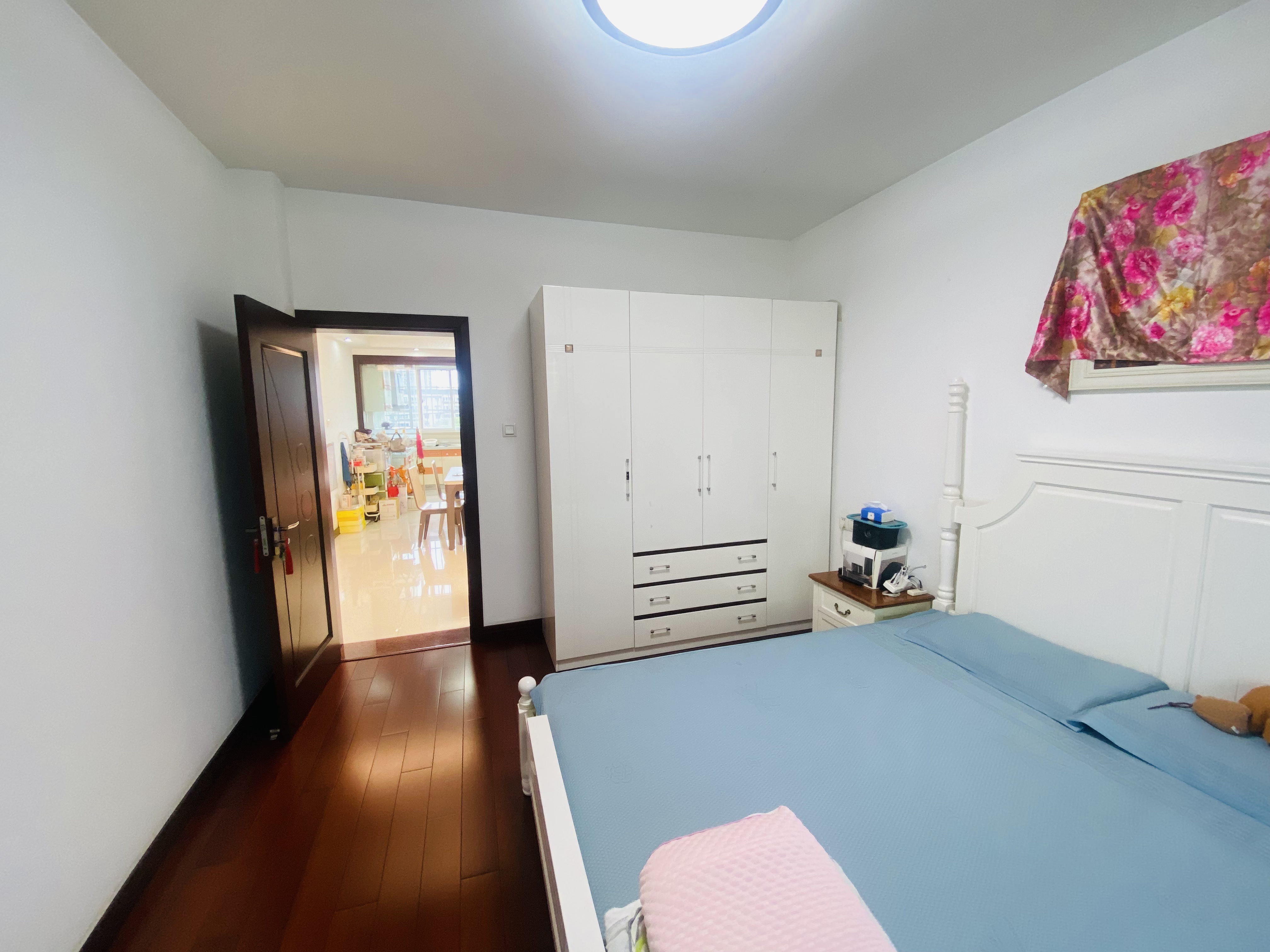 春晖花园 4室2厅1卫 140m&sup2;