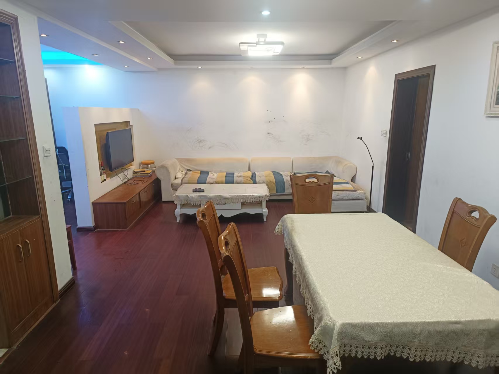 怡居北苑 3室2厅1卫 134m²