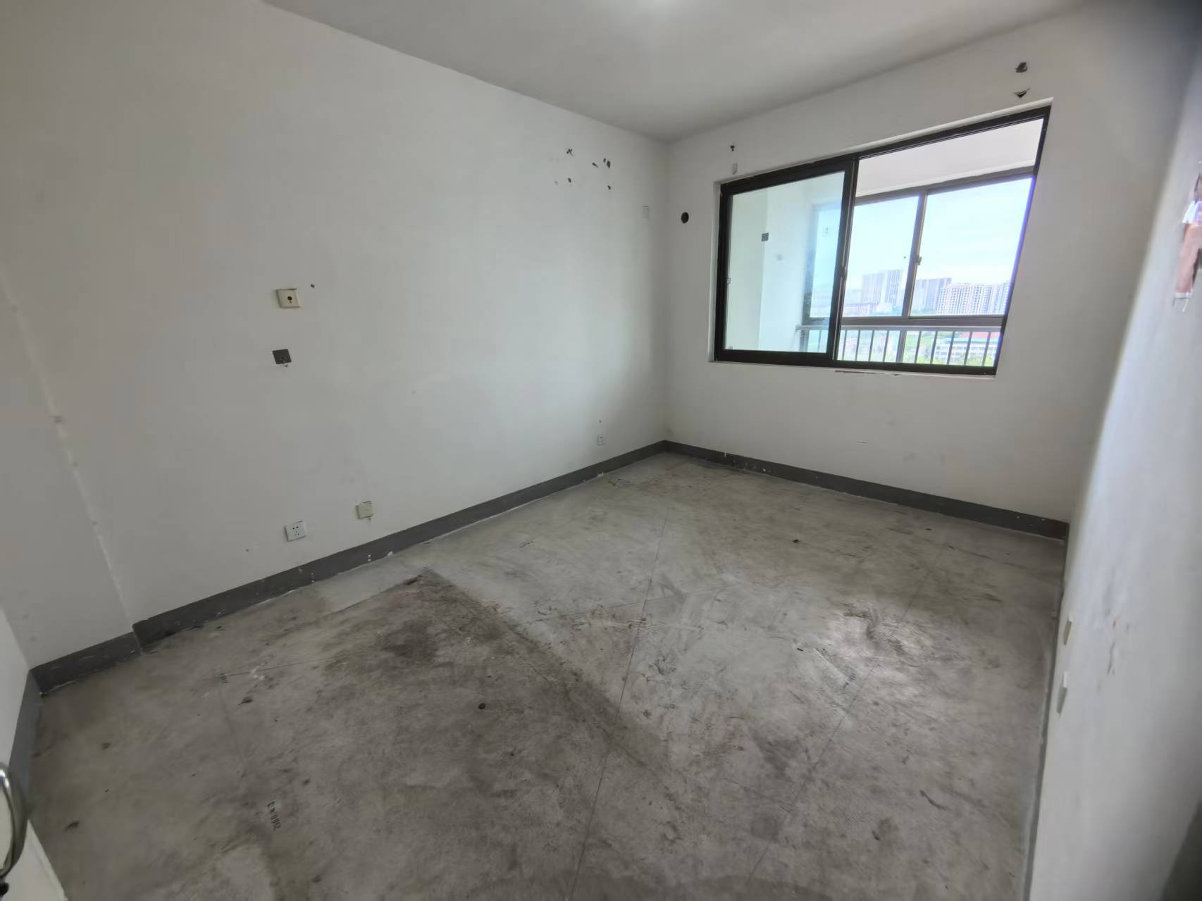 同和嘉苑东区 3室1厅1卫 122.00m&sup2;