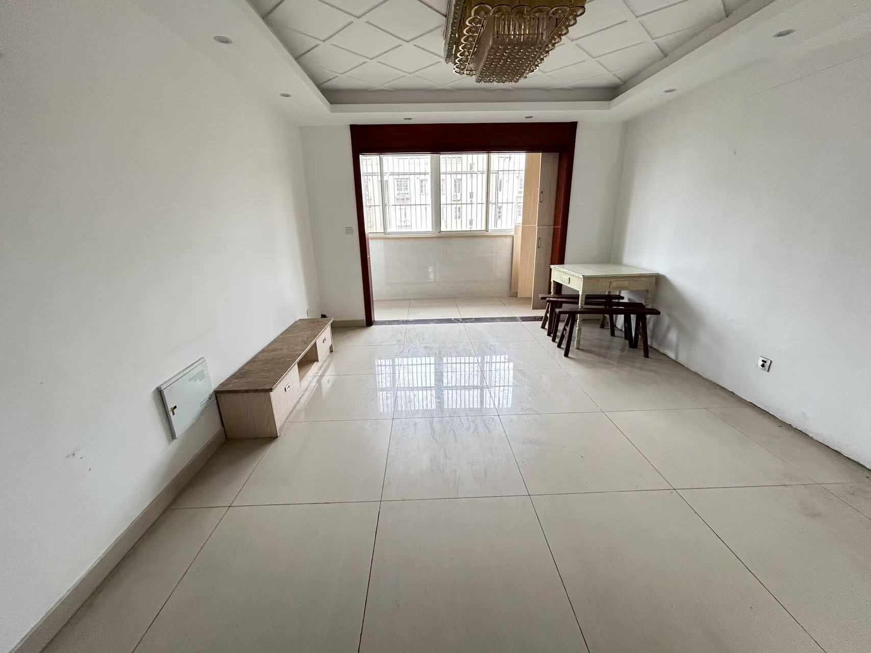 天霞苑 2室1厅1卫 98.00m²