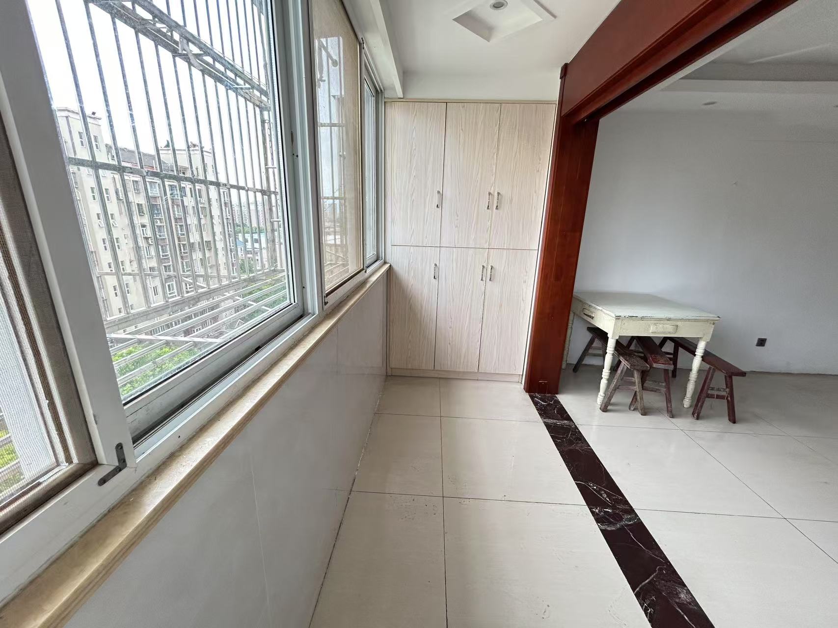 天霞苑 2室1厅1卫 98.00m&sup2;