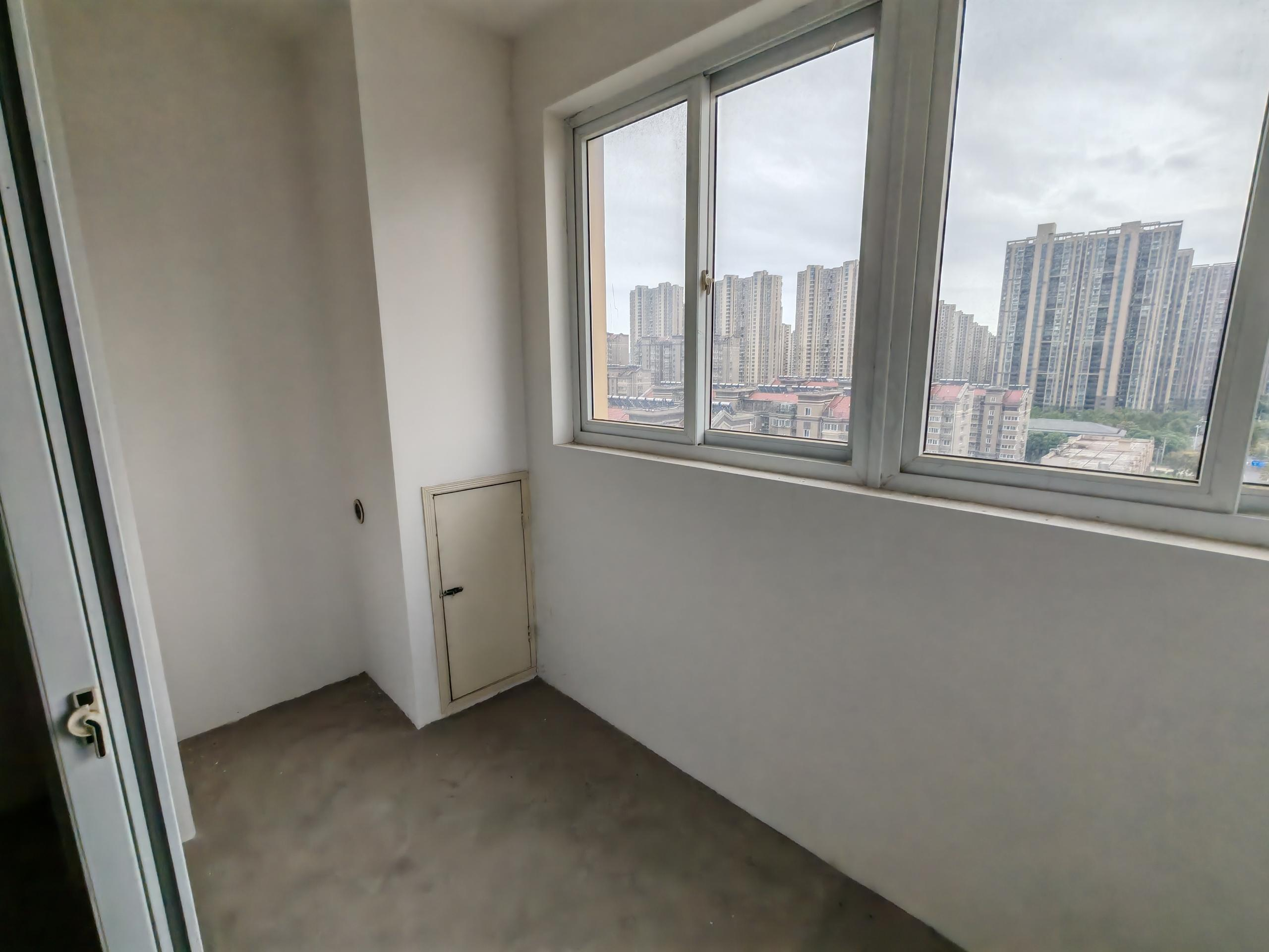 兴和家园 2室2厅1卫 96m&sup2;