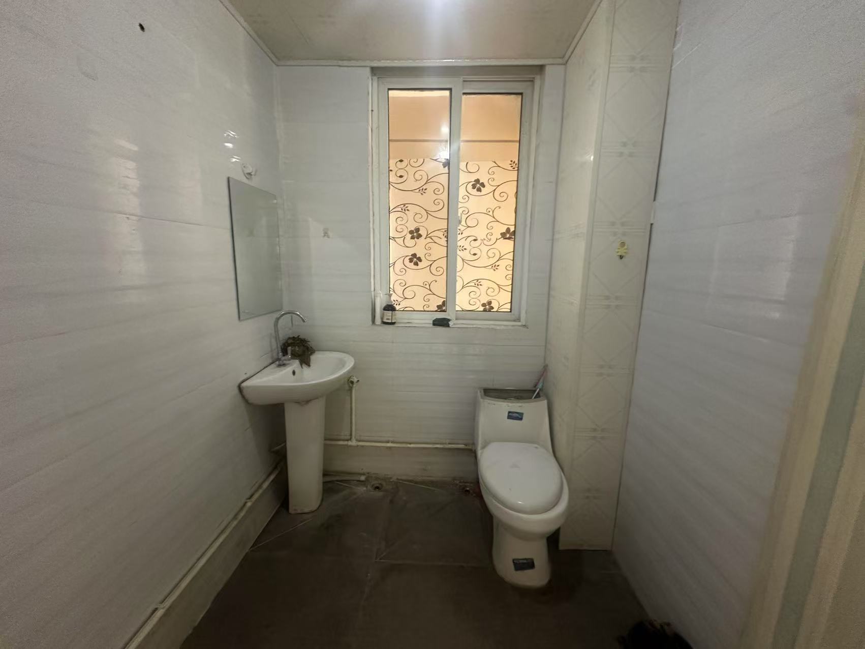学士府 5室2厅2卫 156.00m&sup2;