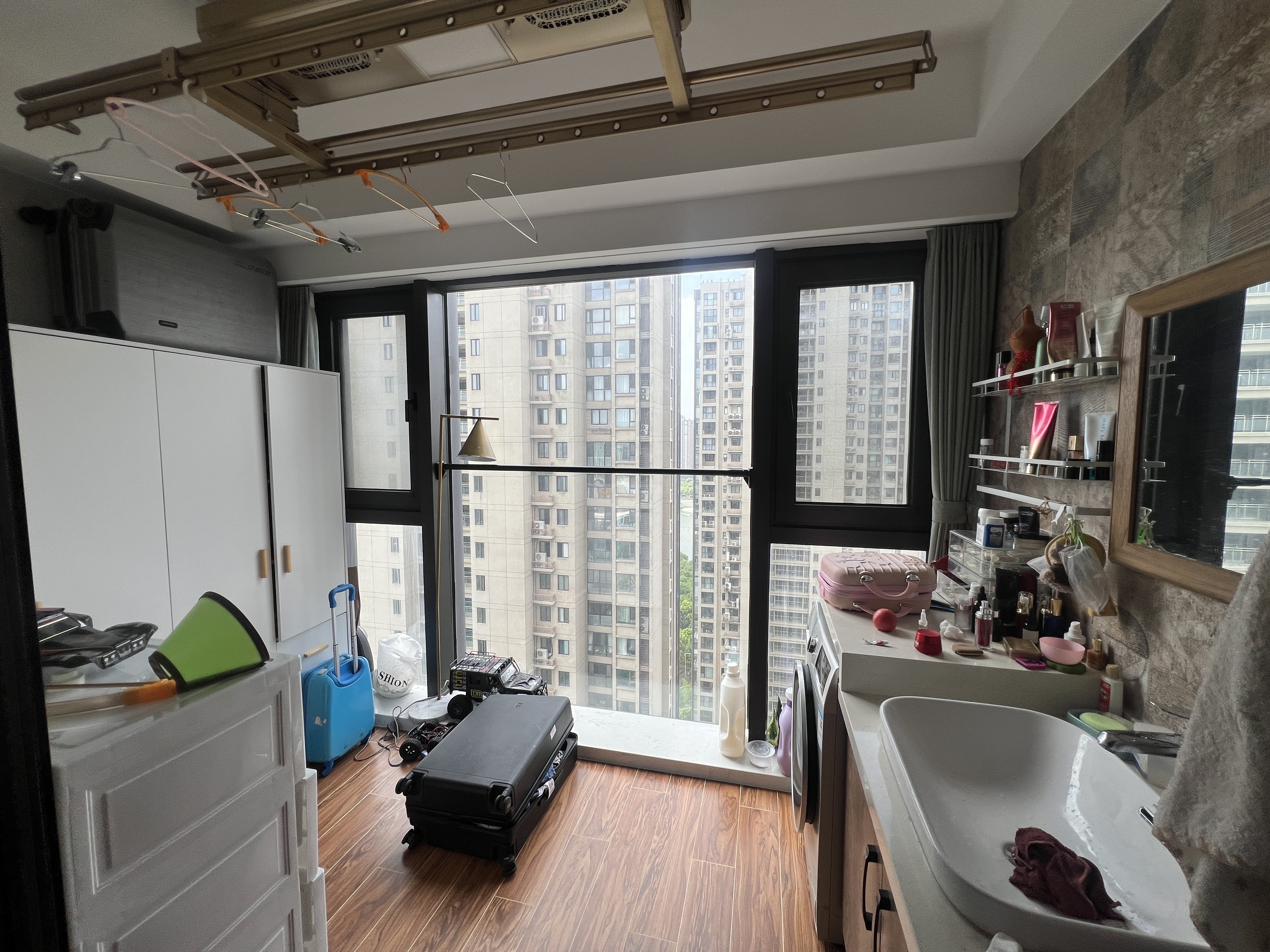 南山湖一号 3室2厅1卫 115m&sup2;