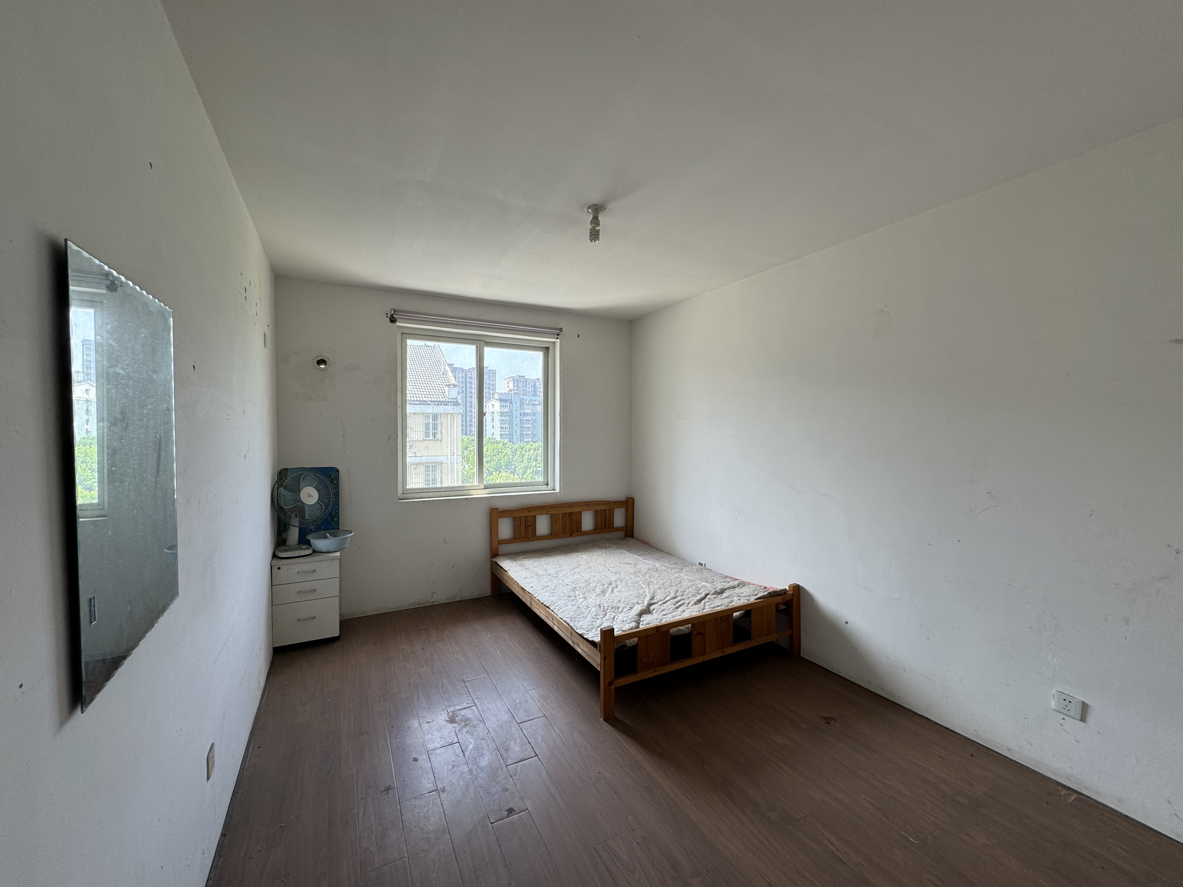 怡居北苑 7室1厅1卫 139.00m&sup2;