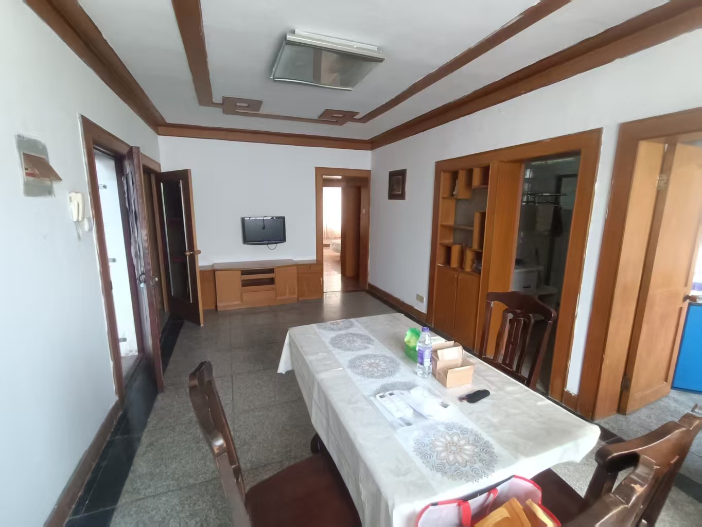 濠东路63号 3室1厅1卫 90m&sup2;
