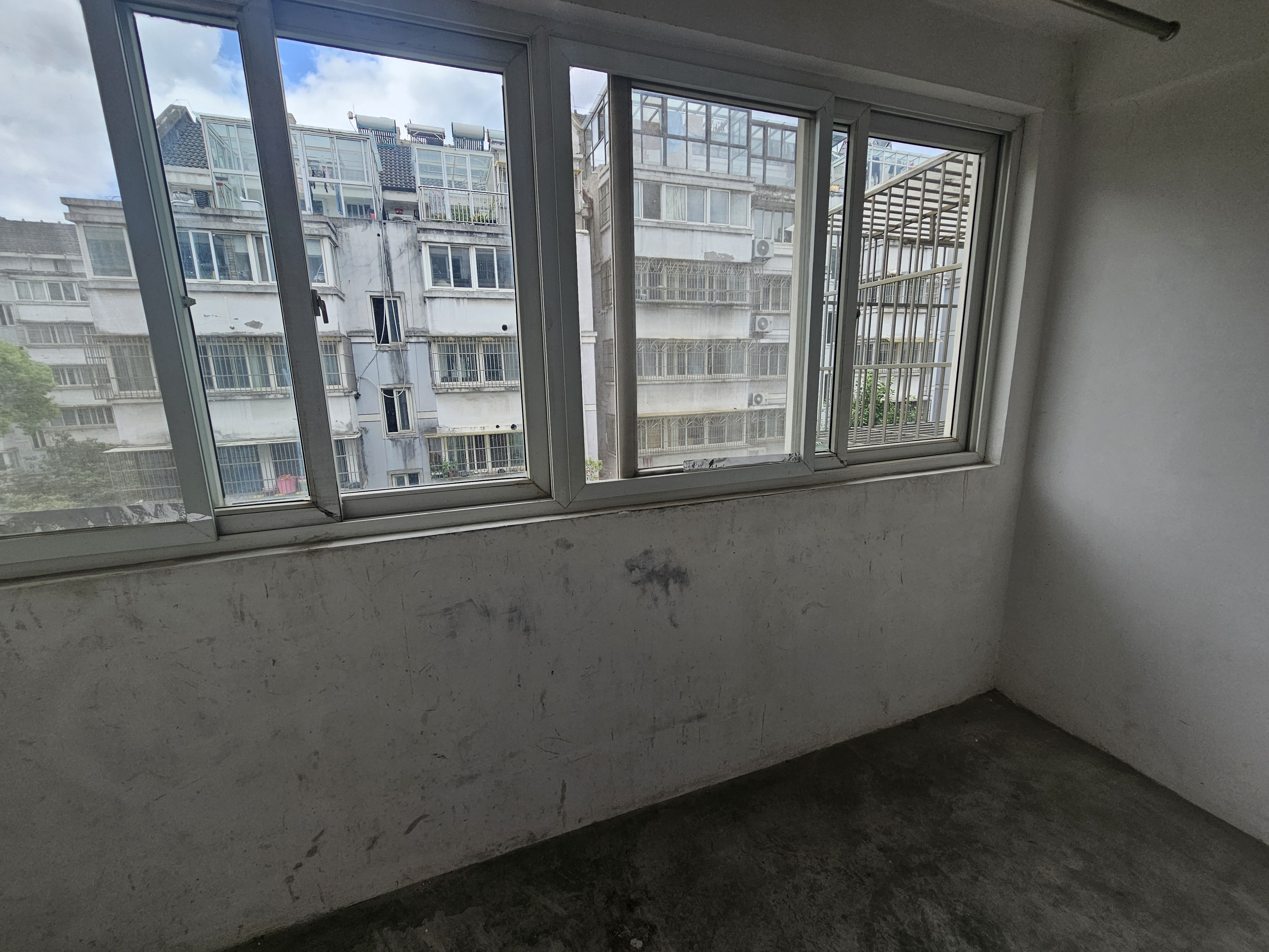 东城花园 2室1厅1卫 86m&sup2;
