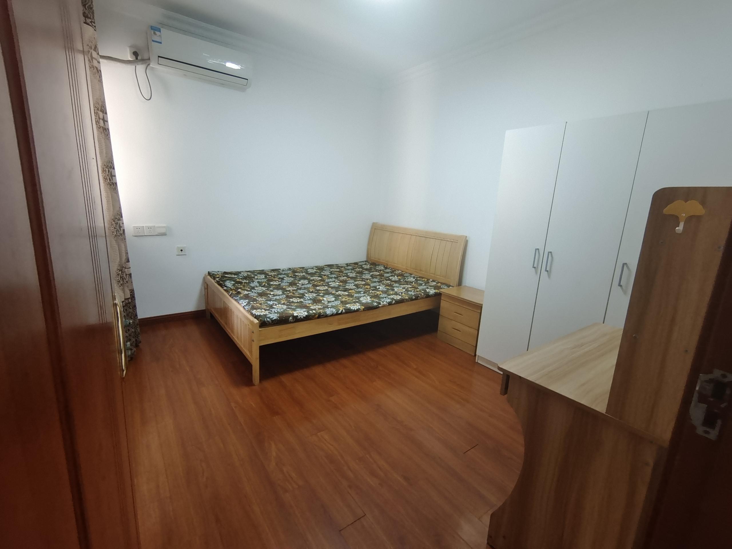 景瑞望府 2室2厅1卫 96m&sup2;