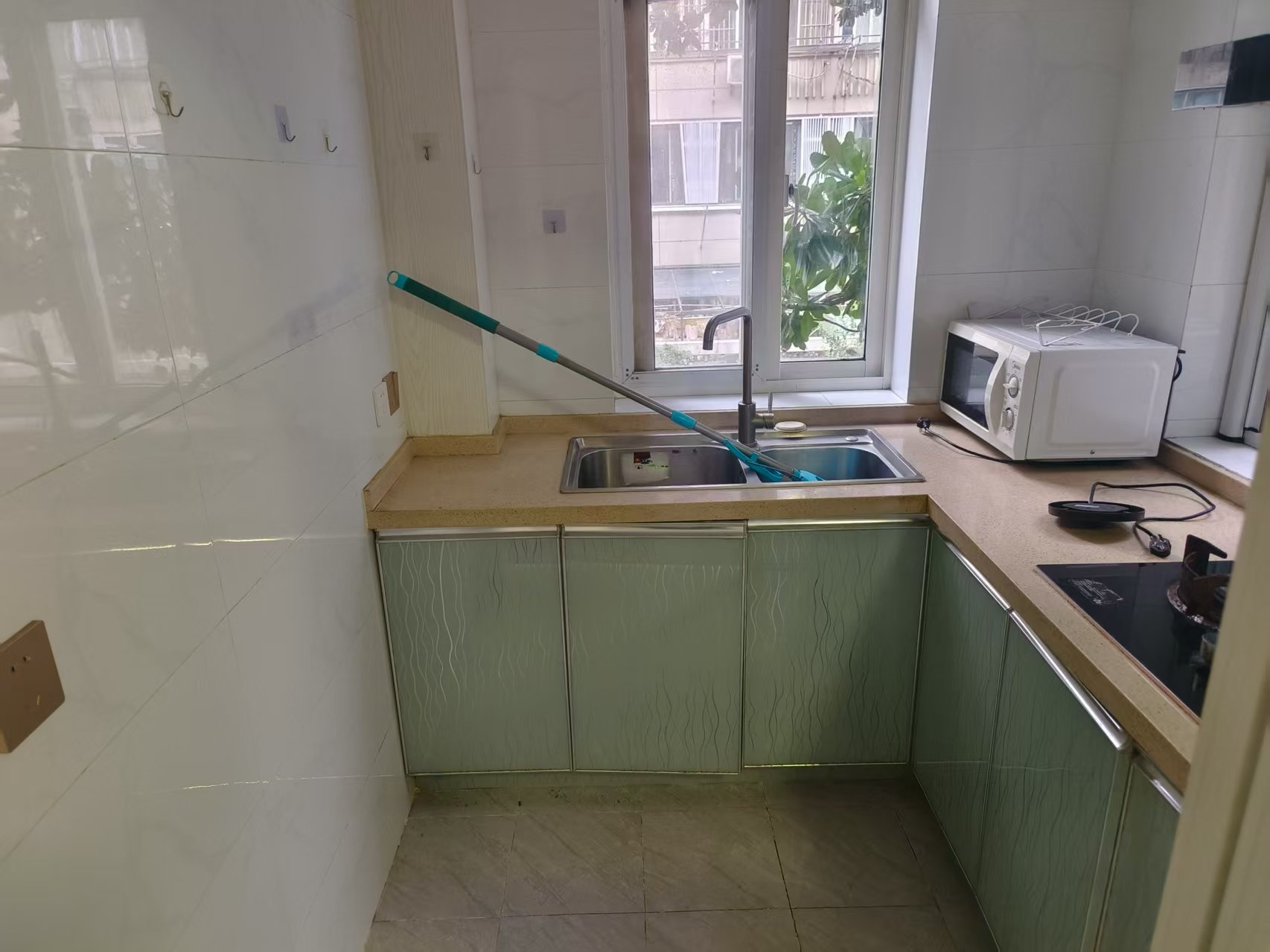 光明新村 2室1厅1卫 63.4m&sup2;