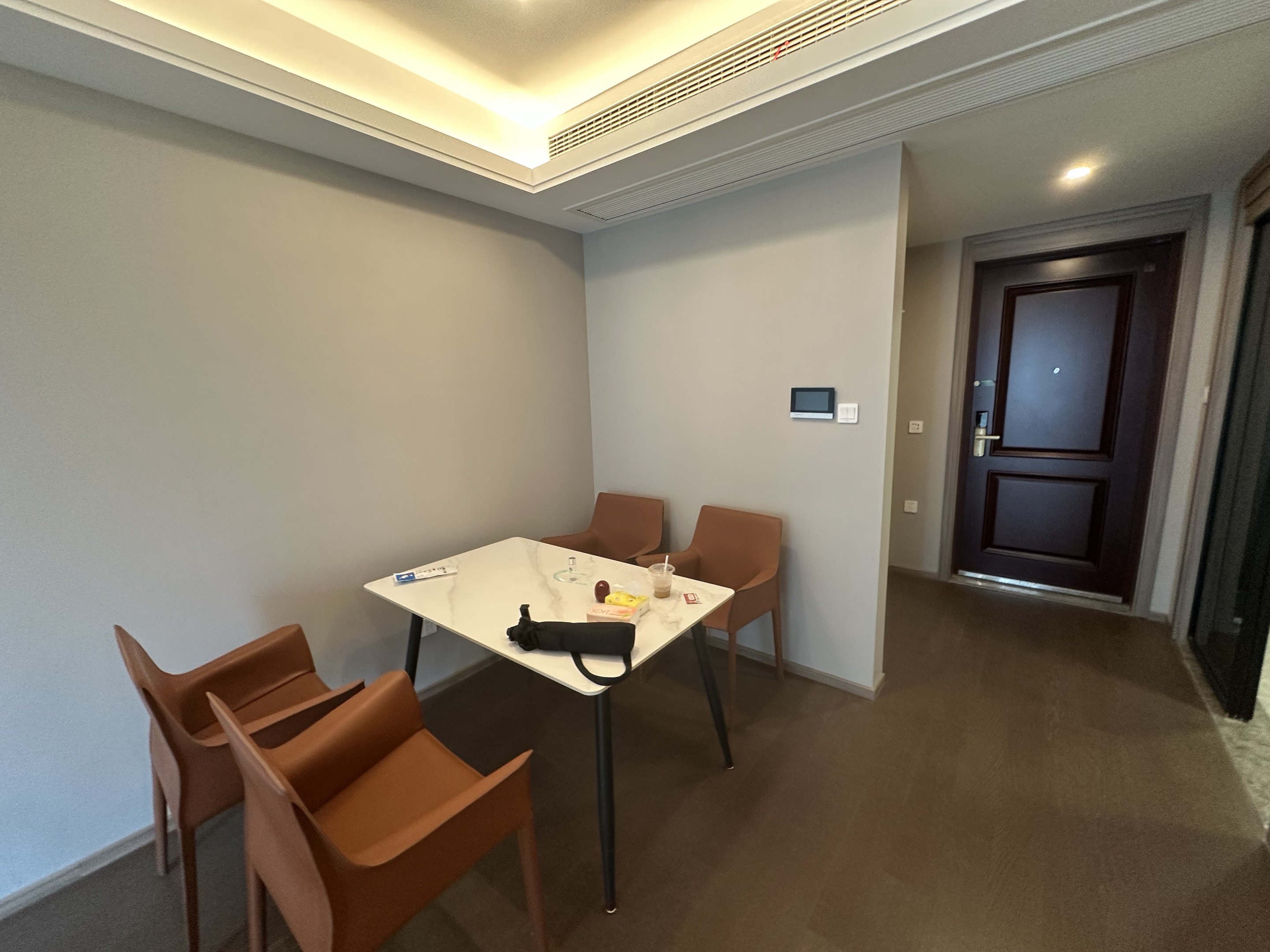 融创时代中心 3室2厅1卫 95m&sup2;