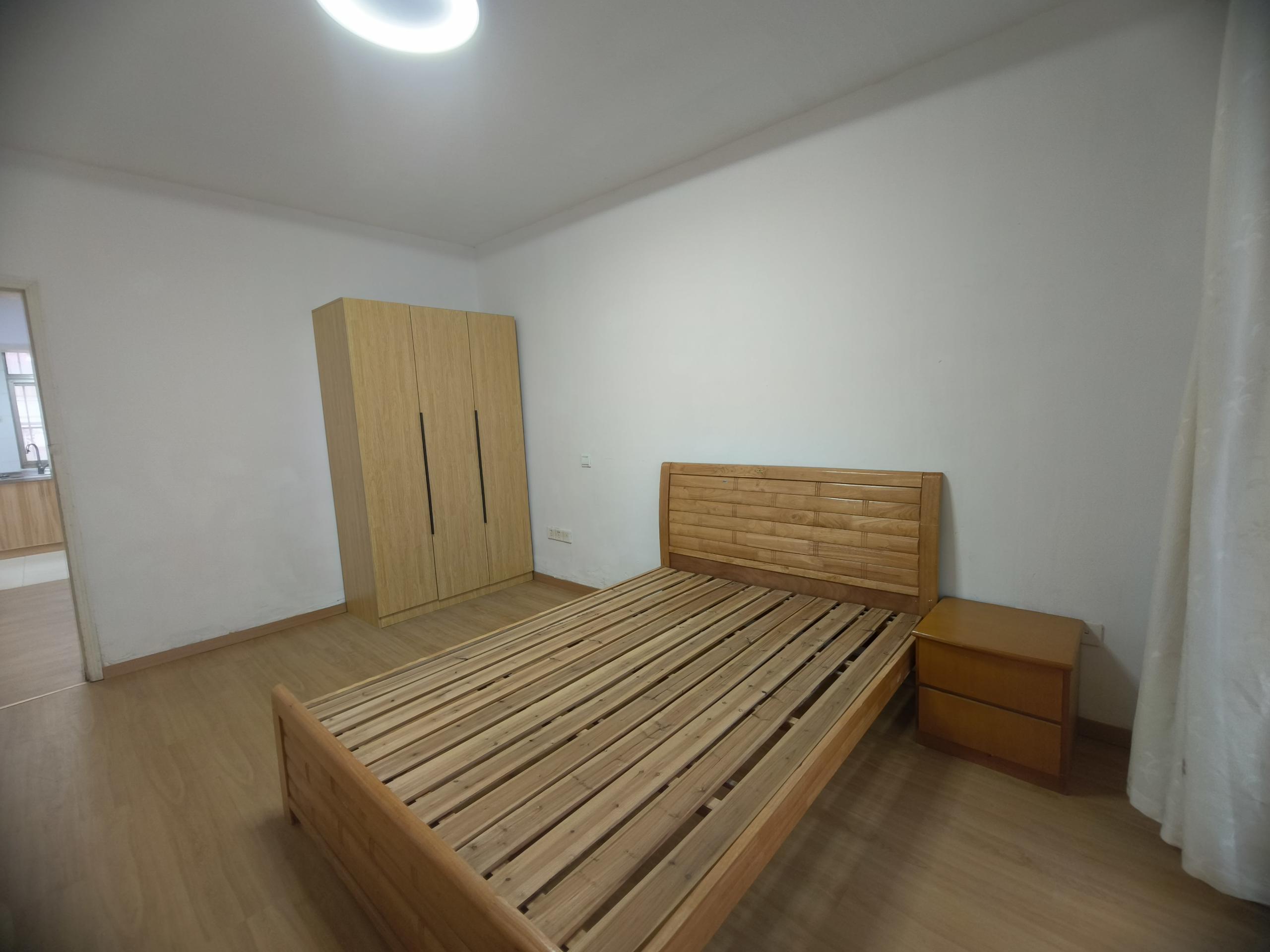 富贵园 1室1厅1卫 52m&sup2;