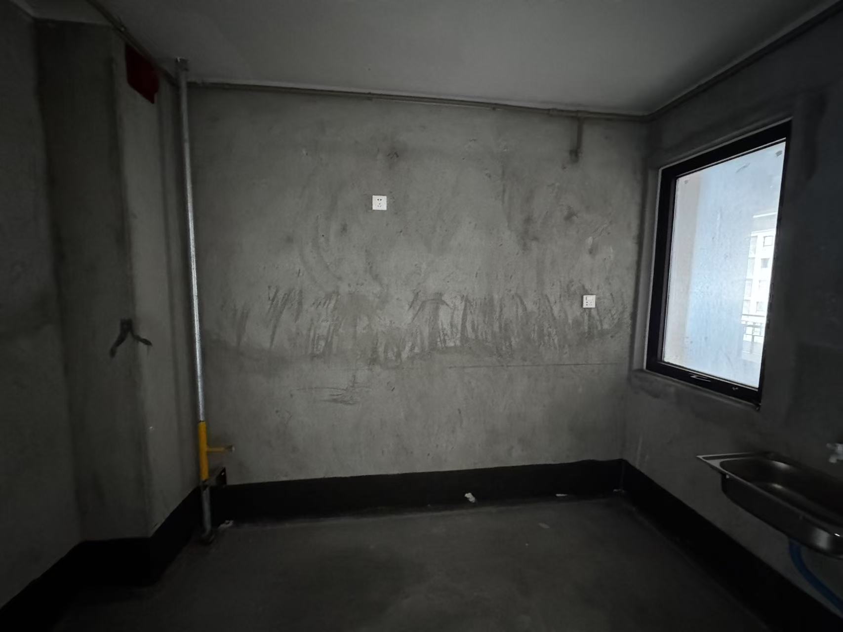 保利香槟国际 3室2厅2卫 115m&sup2;