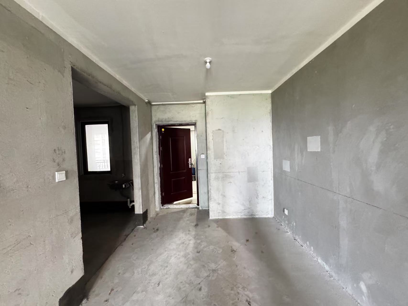 保利香槟国际 3室2厅2卫 115m²