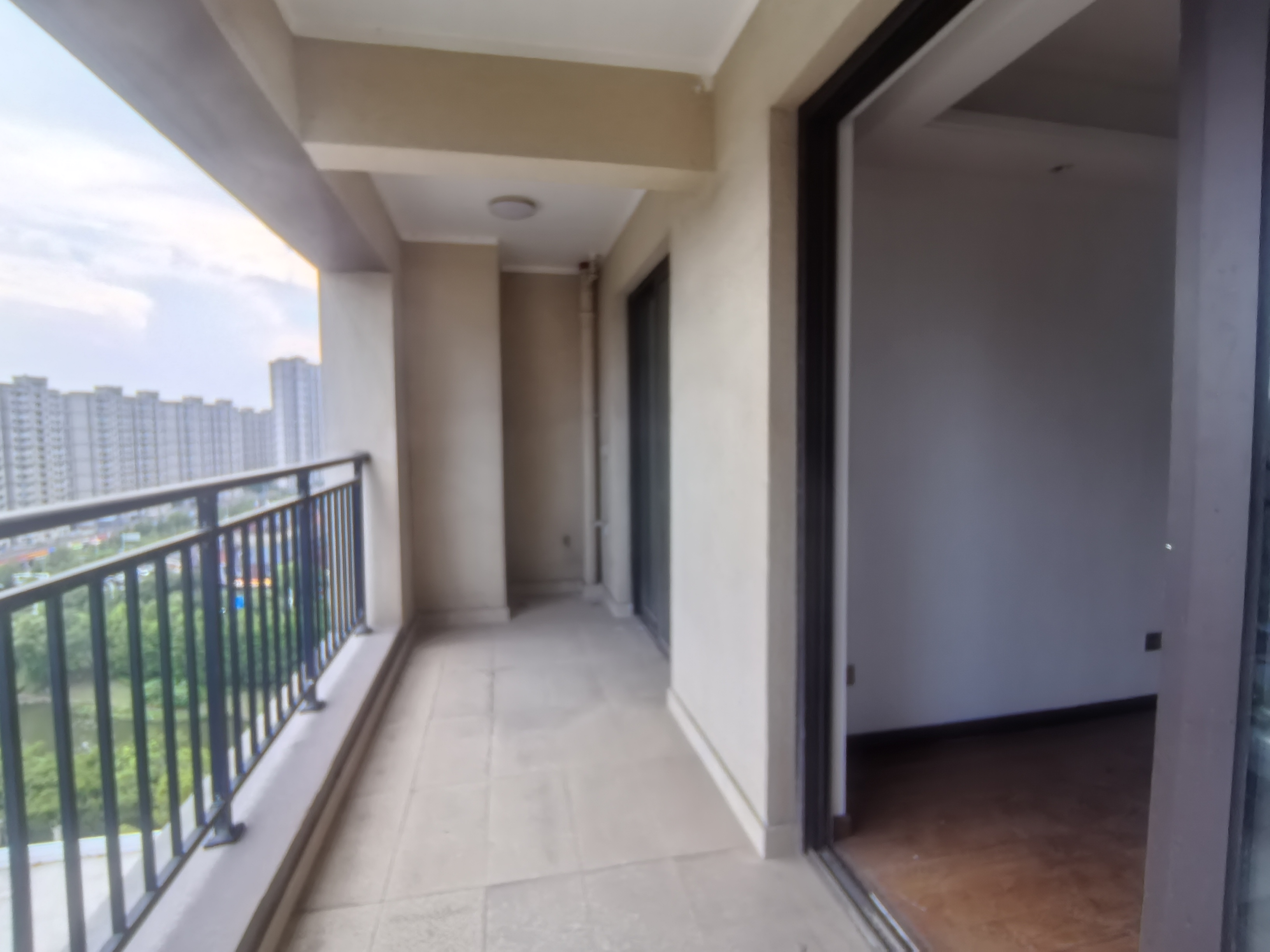 观澜台 3室2厅2卫 120m&sup2;