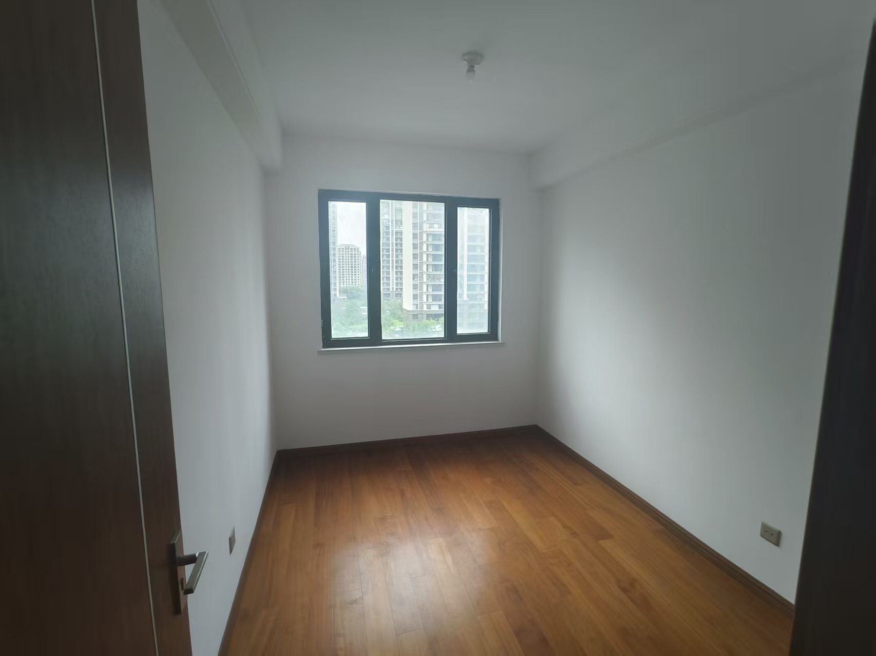 观澜台 4室2厅2卫 138m&sup2;