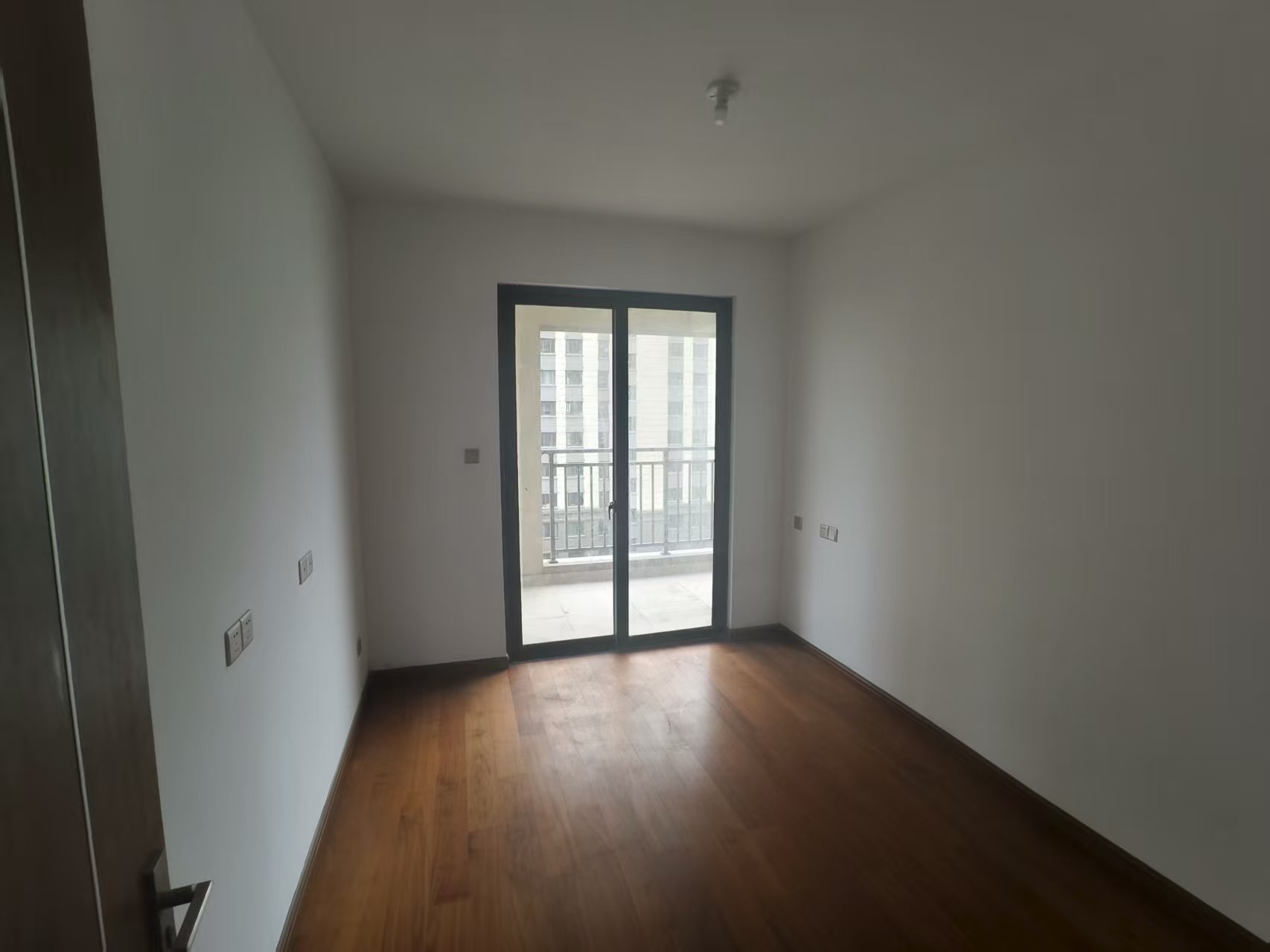 观澜台 4室2厅2卫 138m&sup2;