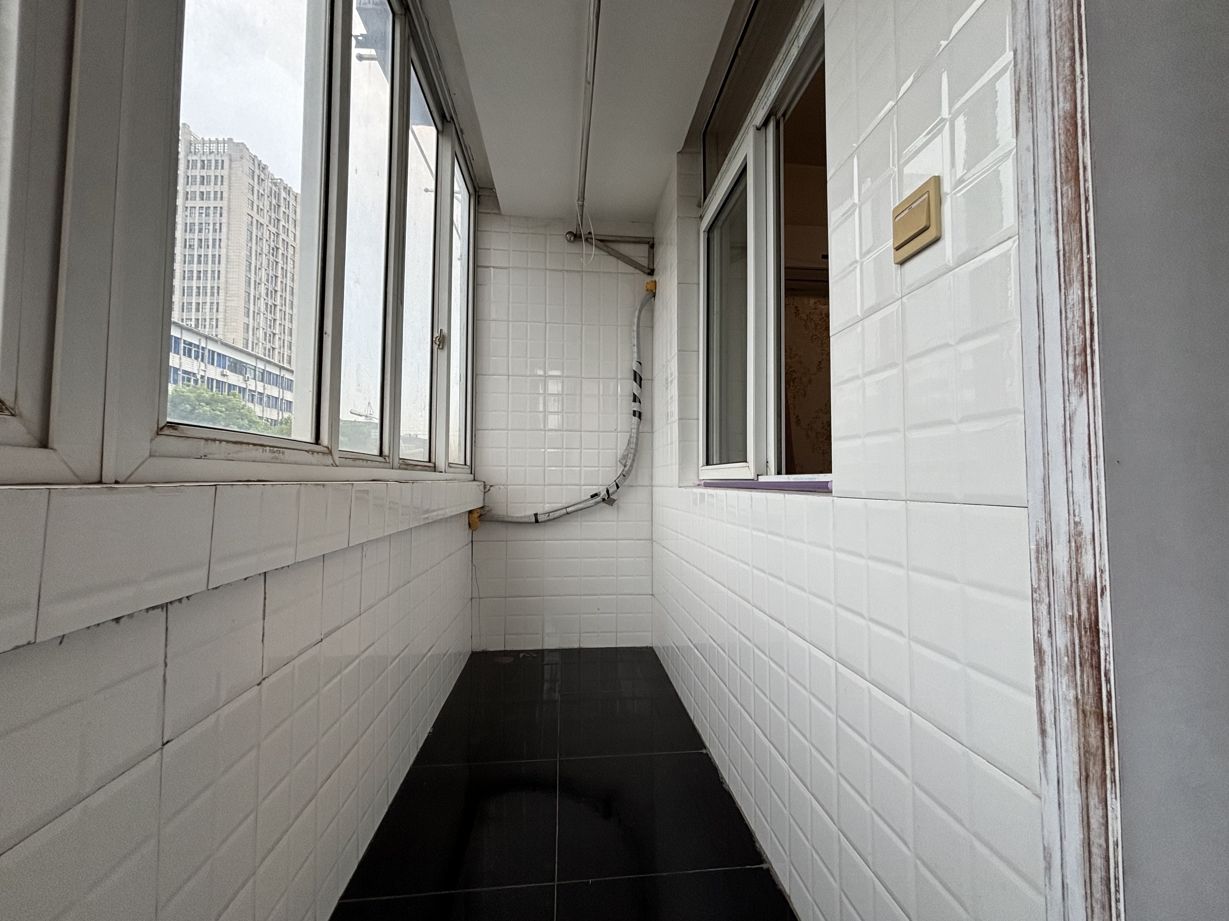 青年路新村 1室1厅1卫 47.05m&sup2;