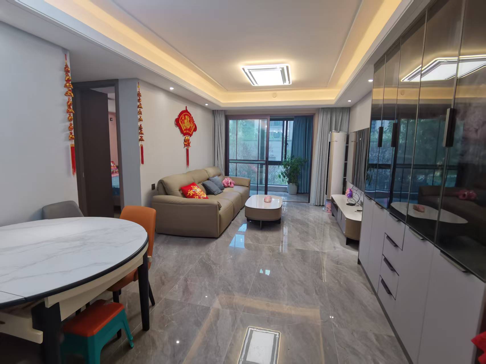 万科未来之光 3室2厅2卫 124m²