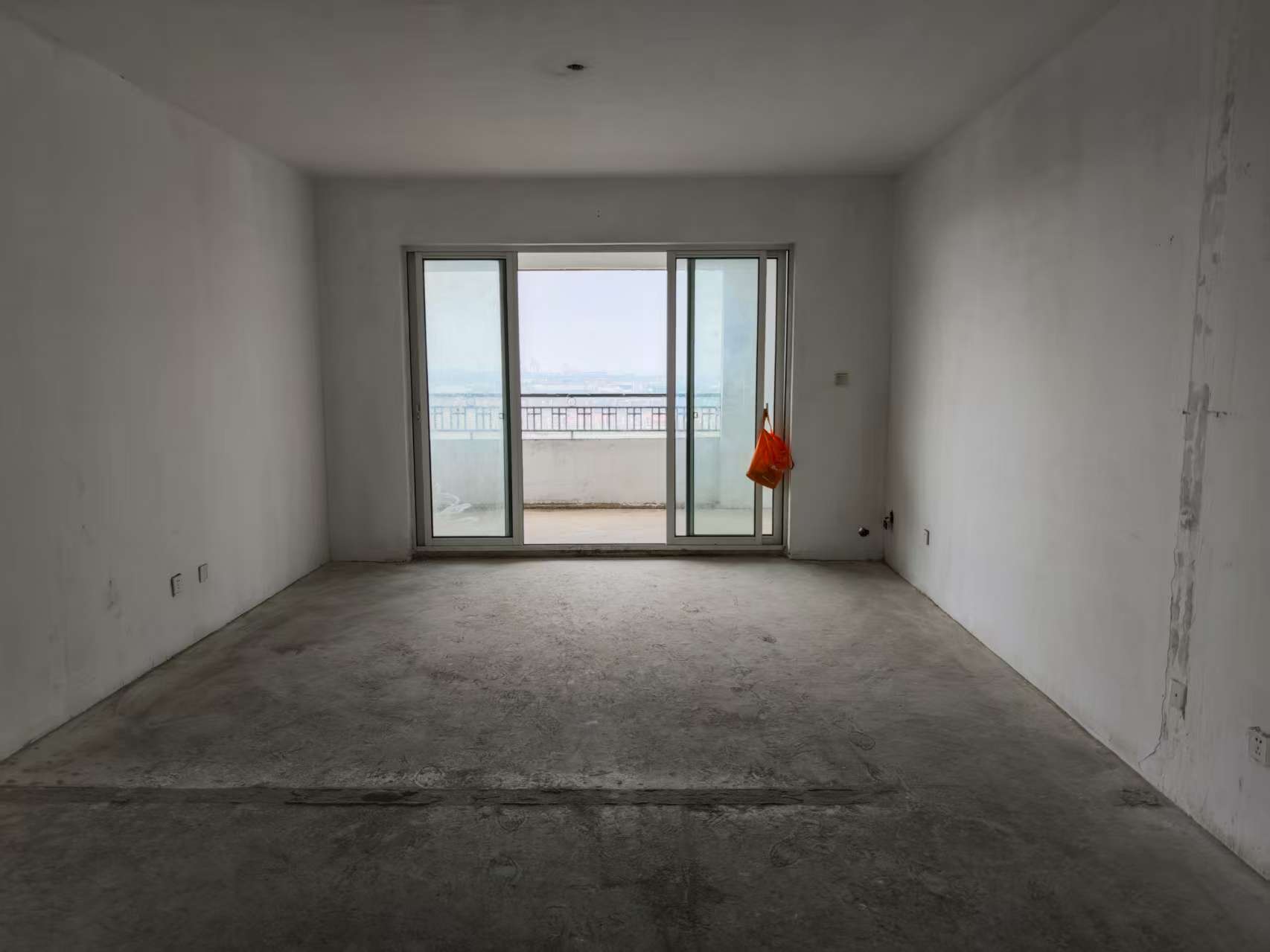 和融•优山美地名邸 4室2厅2卫 185m²