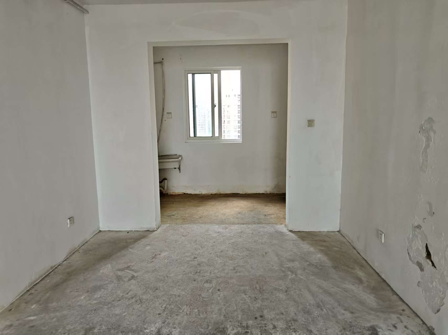 和融&bull;优山美地名邸 4室2厅2卫 185.00m&sup2;