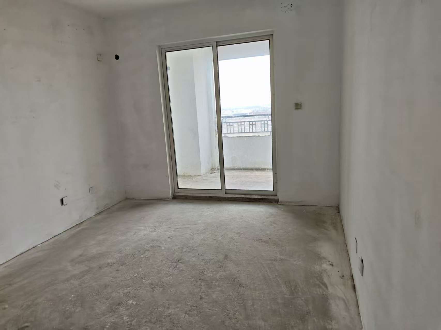 和融&bull;优山美地名邸 4室2厅2卫 185.00m&sup2;