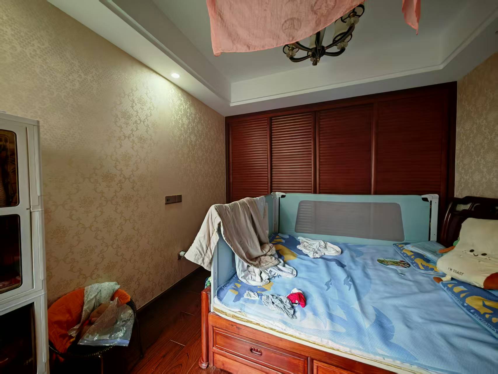 金飞达名郡 7室2厅5卫 325.00m&sup2;