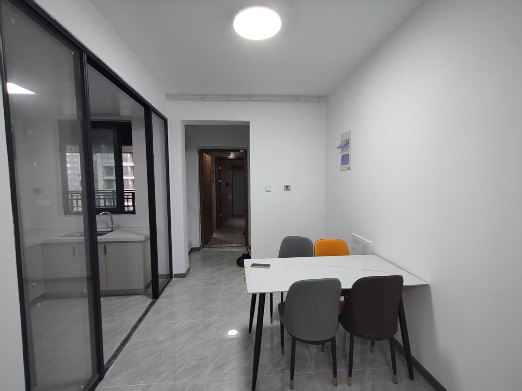 东时区 3室2厅1卫 92.00m&sup2;