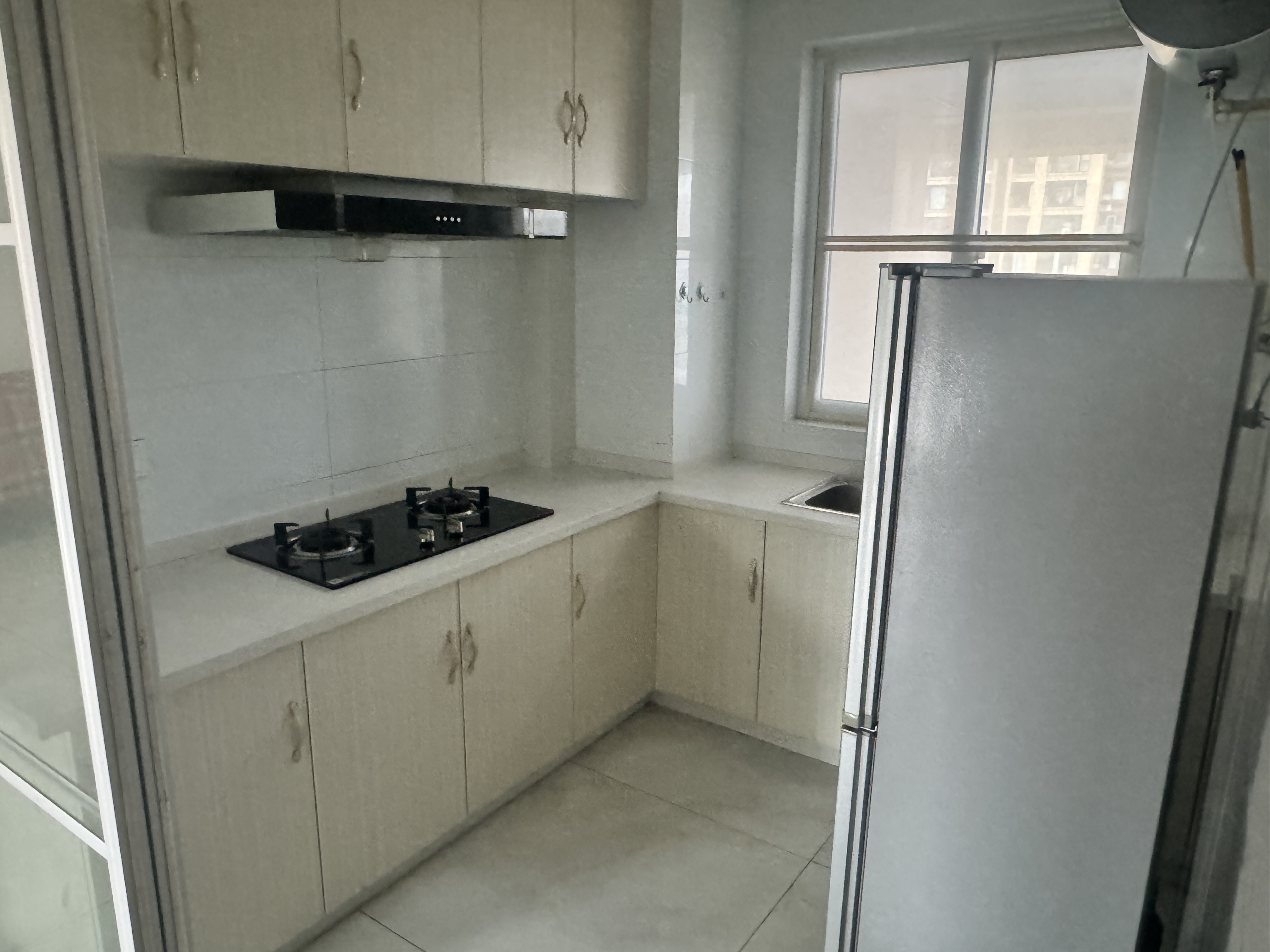 世茂九龙庭 3室2厅1卫 92.00m²